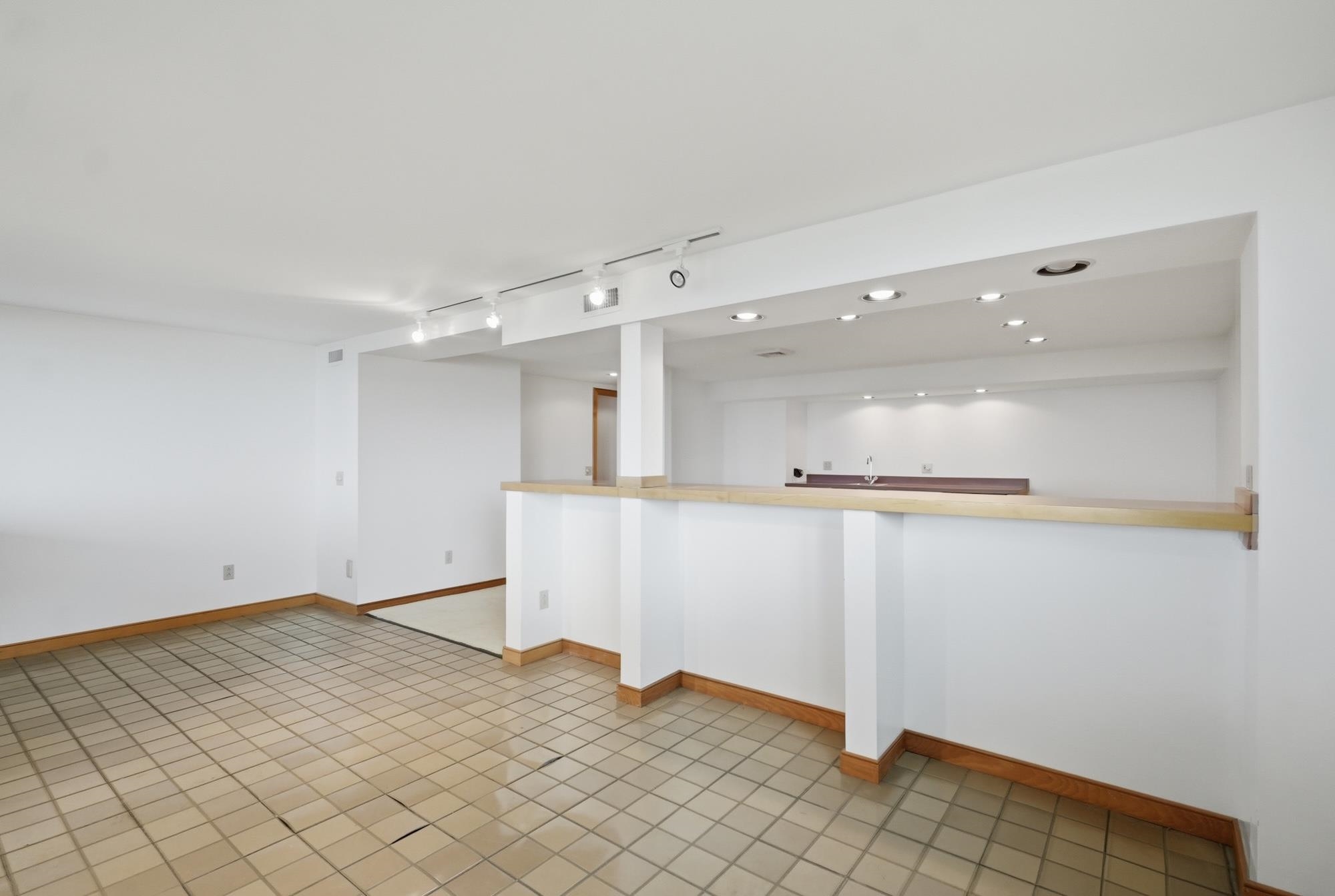 677 Hills Point Road Property Photo 41