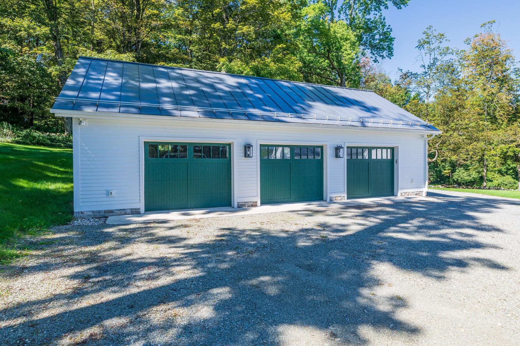 209 Jack Cross Road Property Photo 3