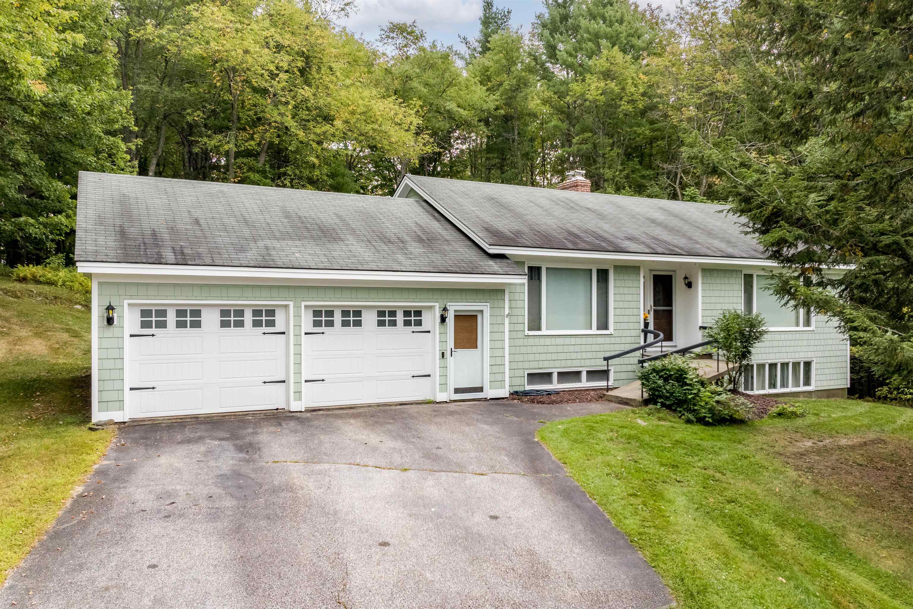 207 Westwood Drive Property Photo 1