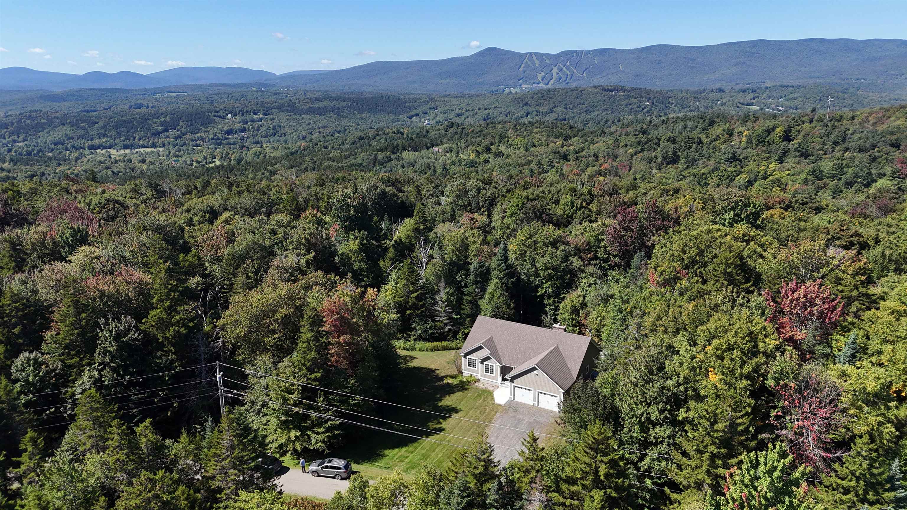 68 Antler Loop Property Photo 2