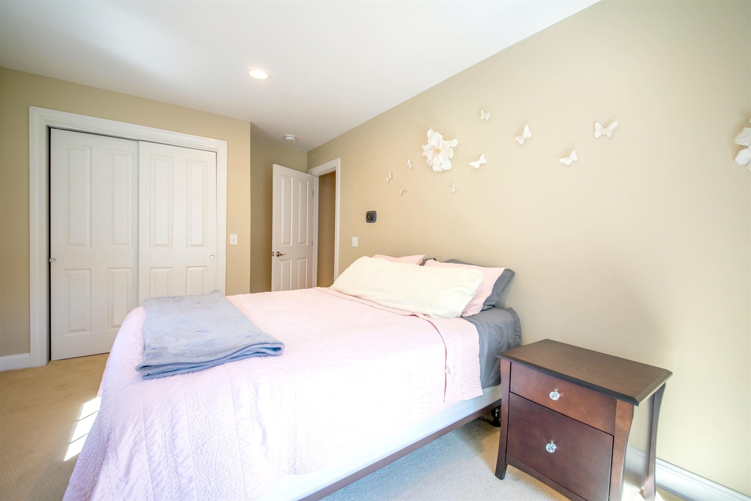68 Antler Loop Property Photo 17