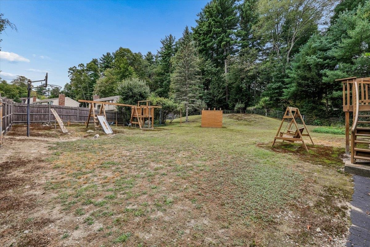 25 Bicentennial Drive Property Photo 37