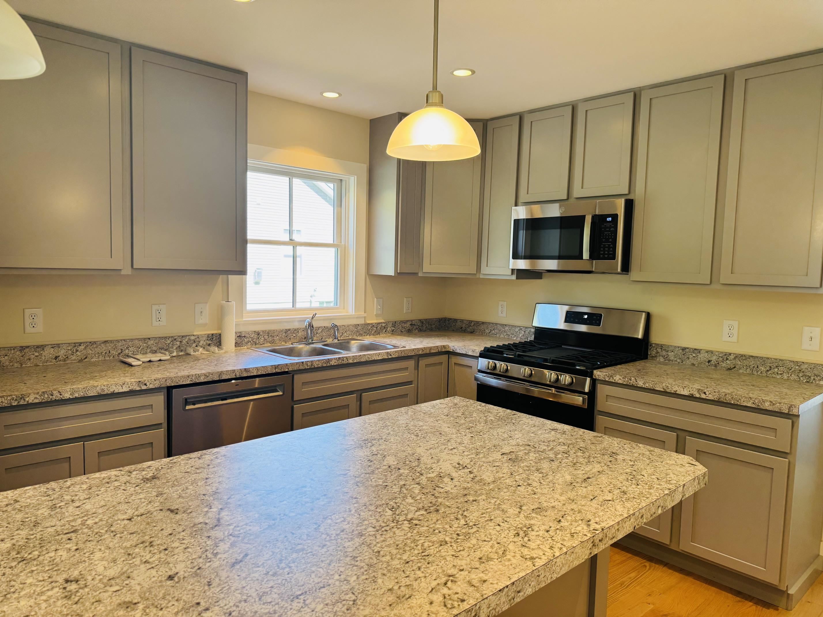 61 Crafts Avenue Property Photo 3