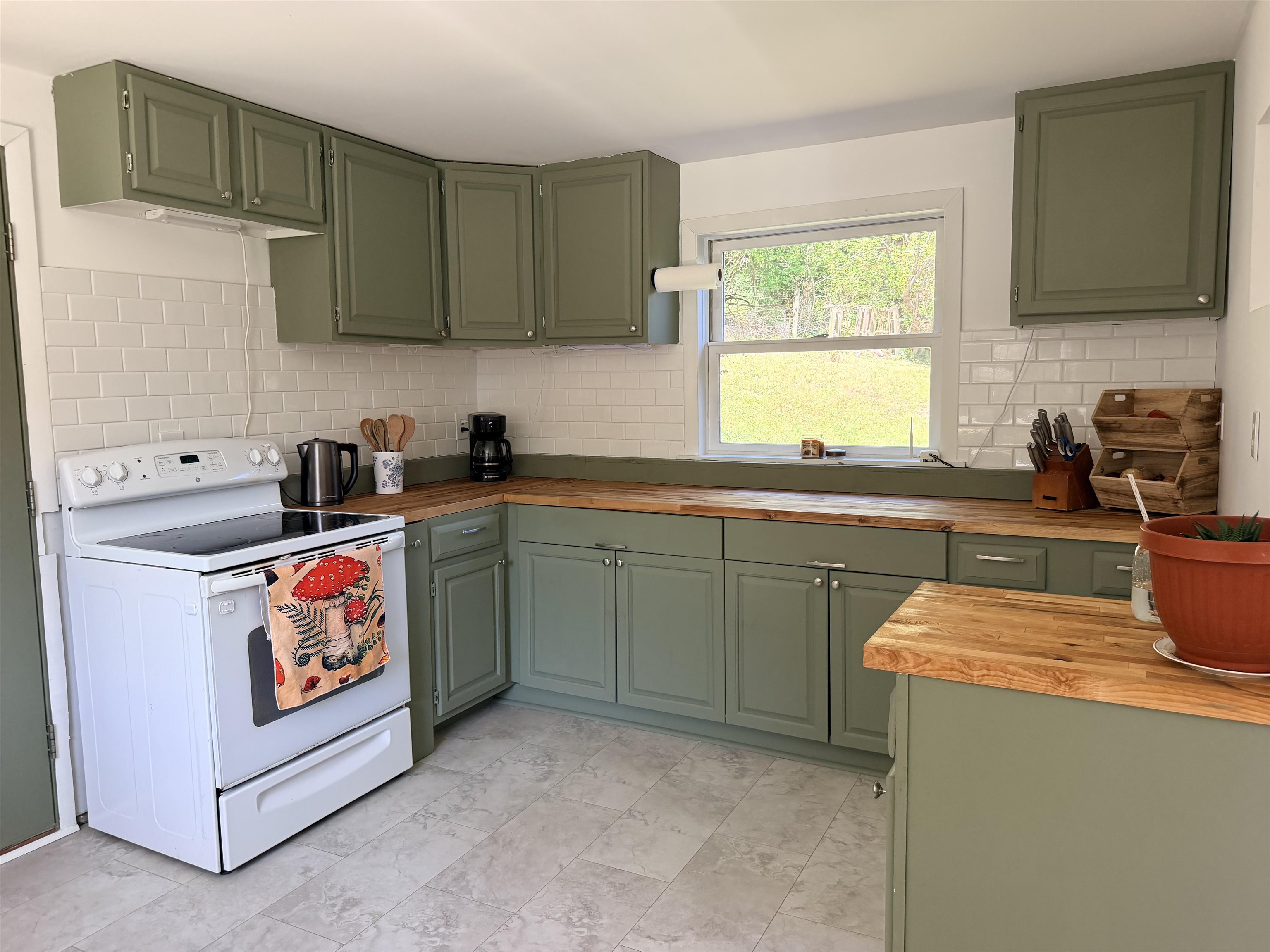 44 Knox Hill Road Property Photo 29