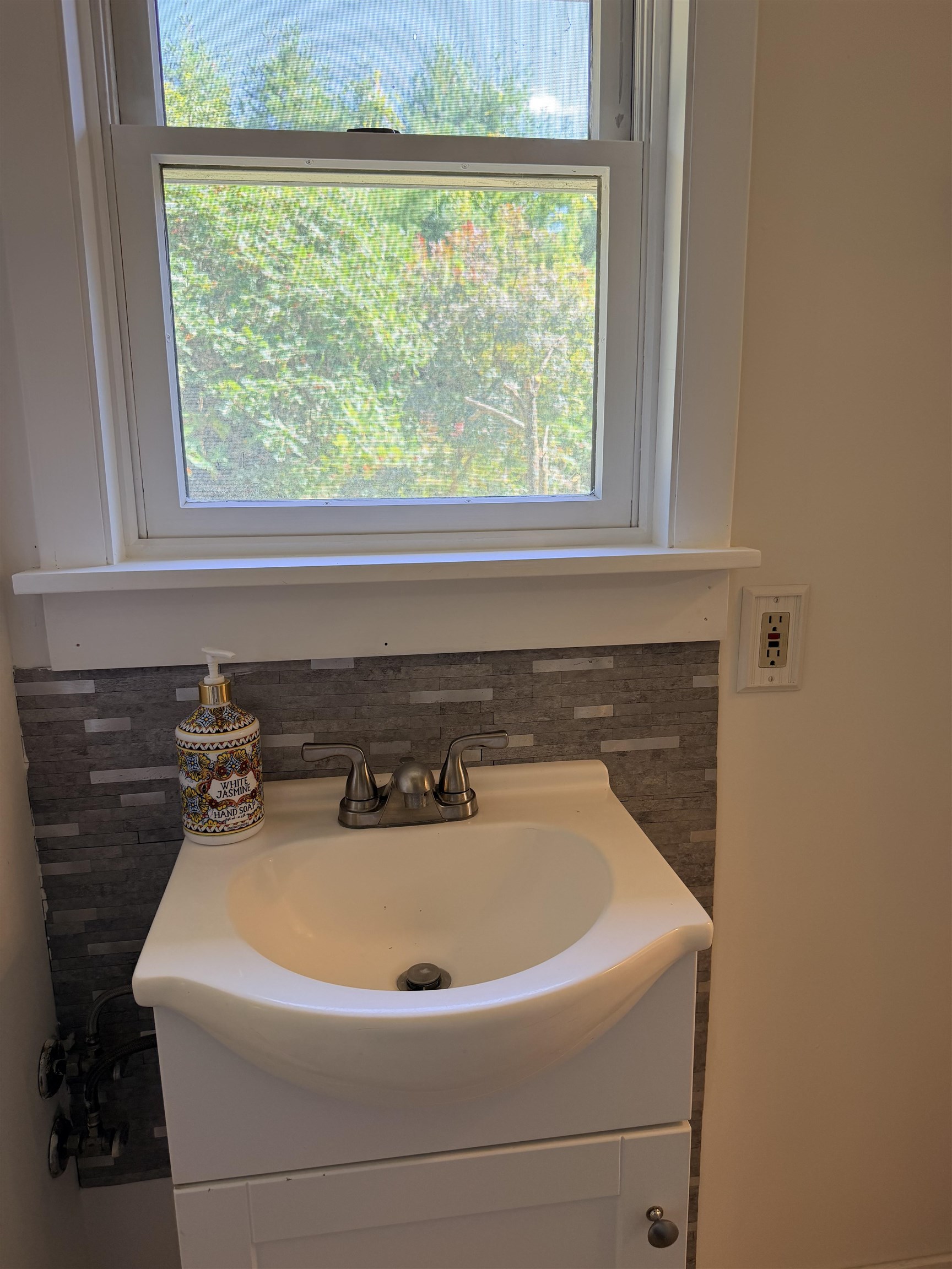 44 Knox Hill Road Property Photo 46