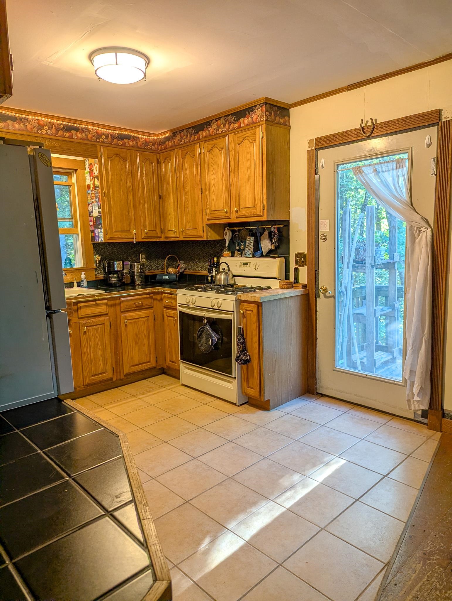 974 County Road Property Photo 4