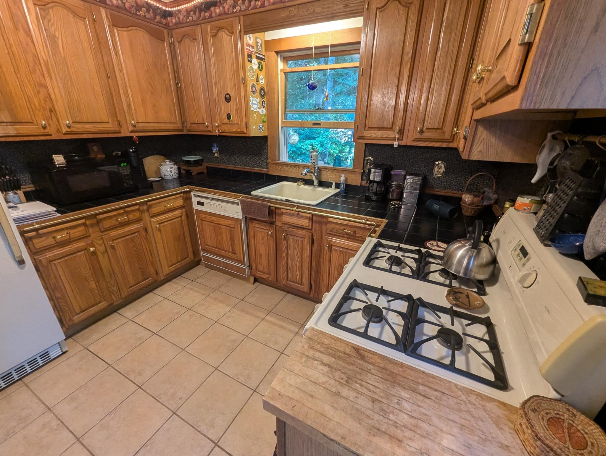 974 County Road Property Photo 5