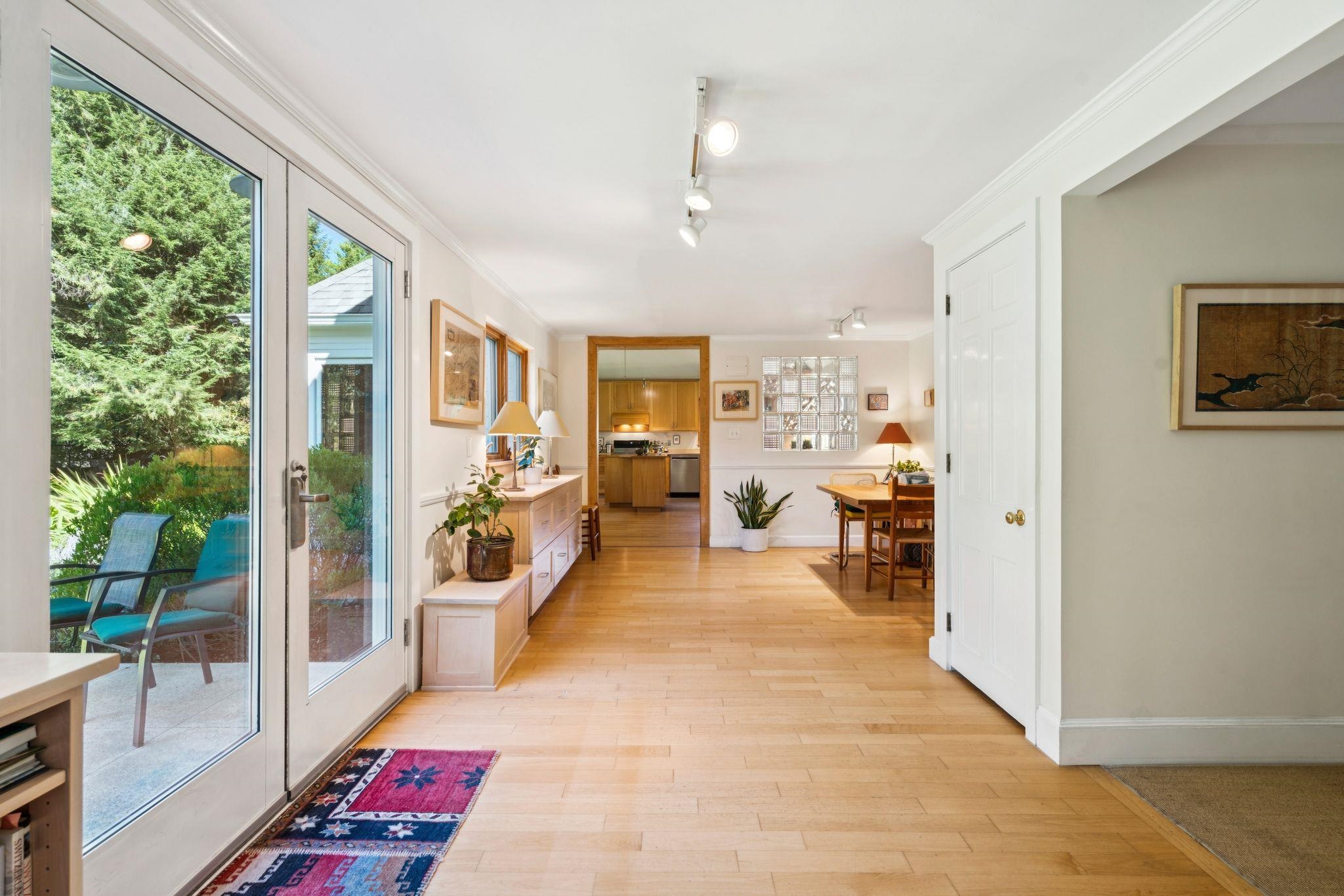 7 Conant Road Property Photo 17