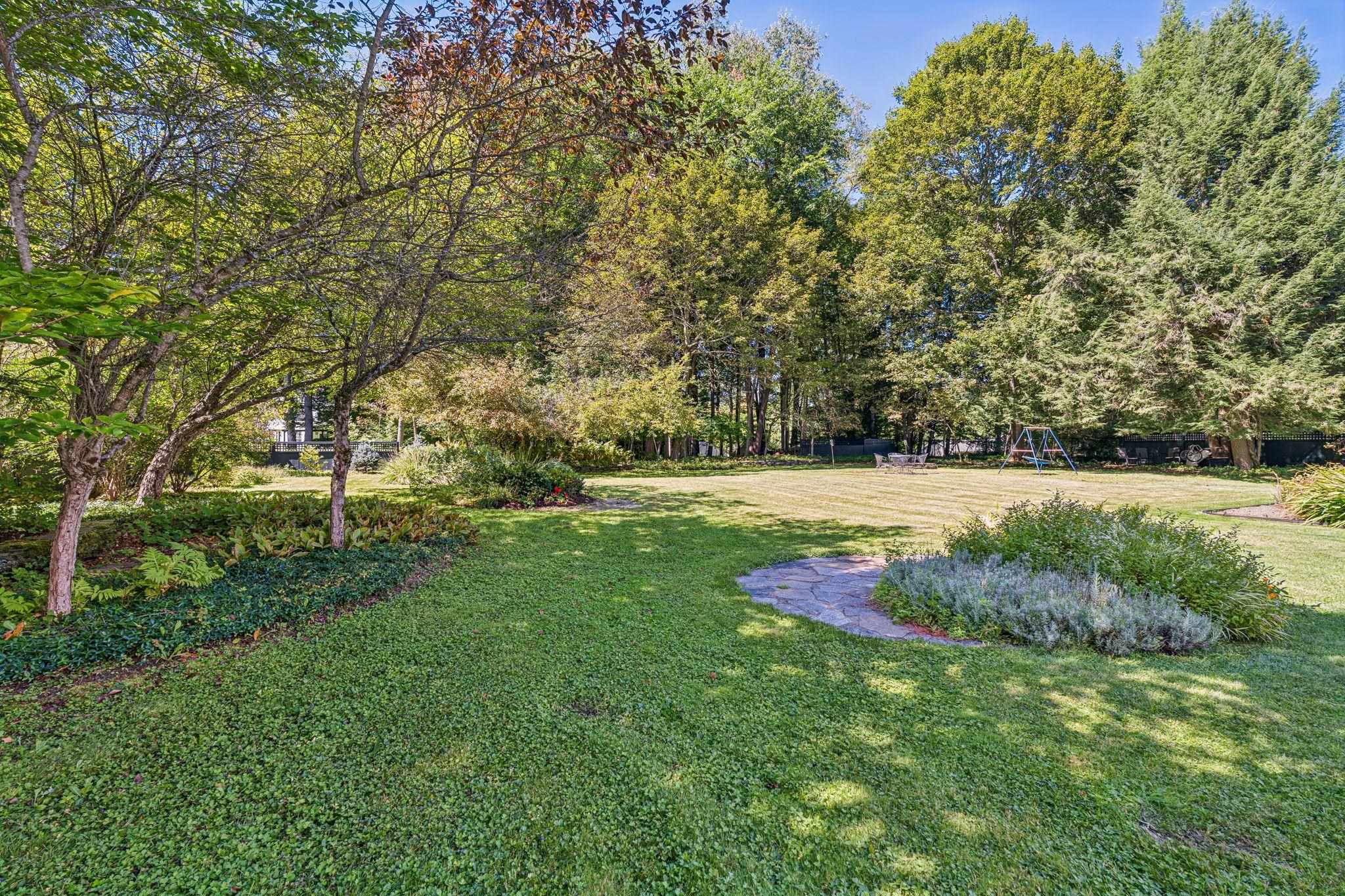7 Conant Road Property Photo 42