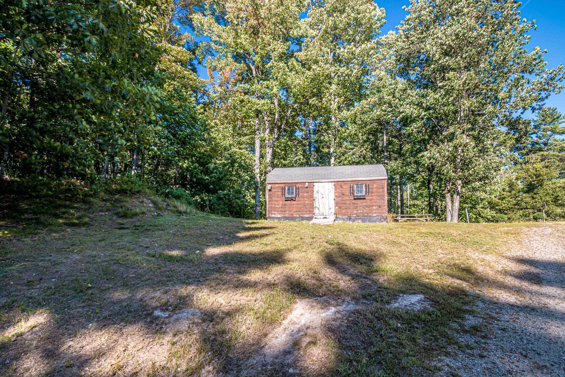 8 Eliot Drive Property Photo 4