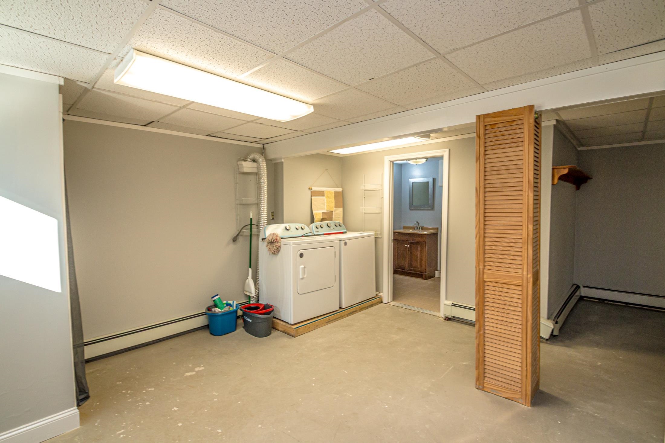 8 Eliot Drive Property Photo 36
