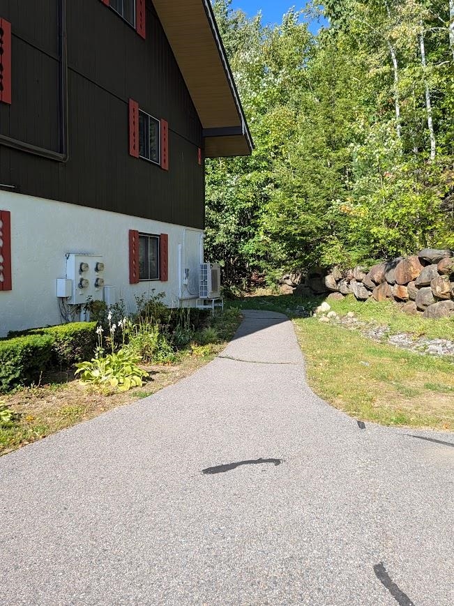 F21 Christmas Mountain Road Property Photo 17