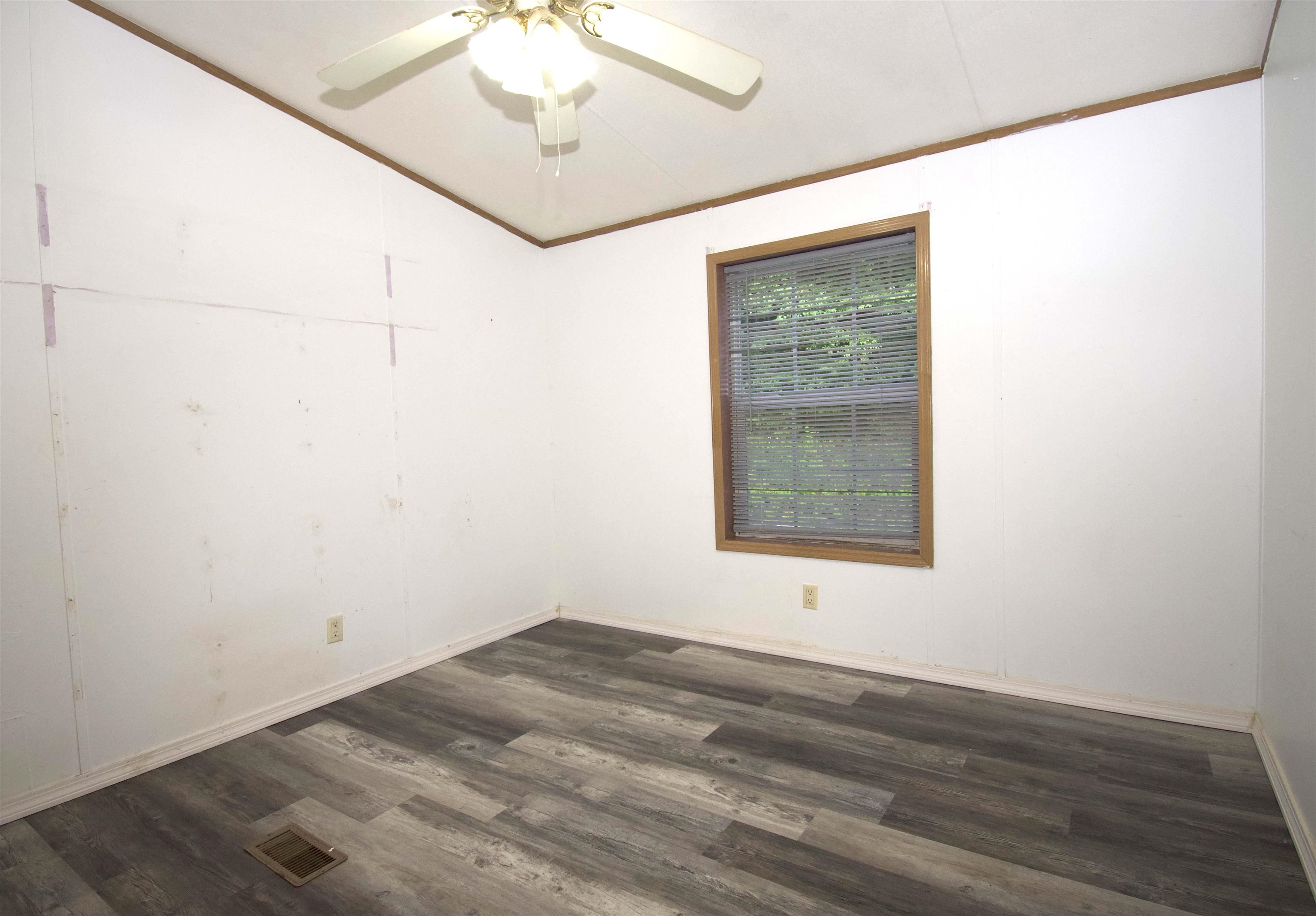 399 Freedom Acres Property Photo 15