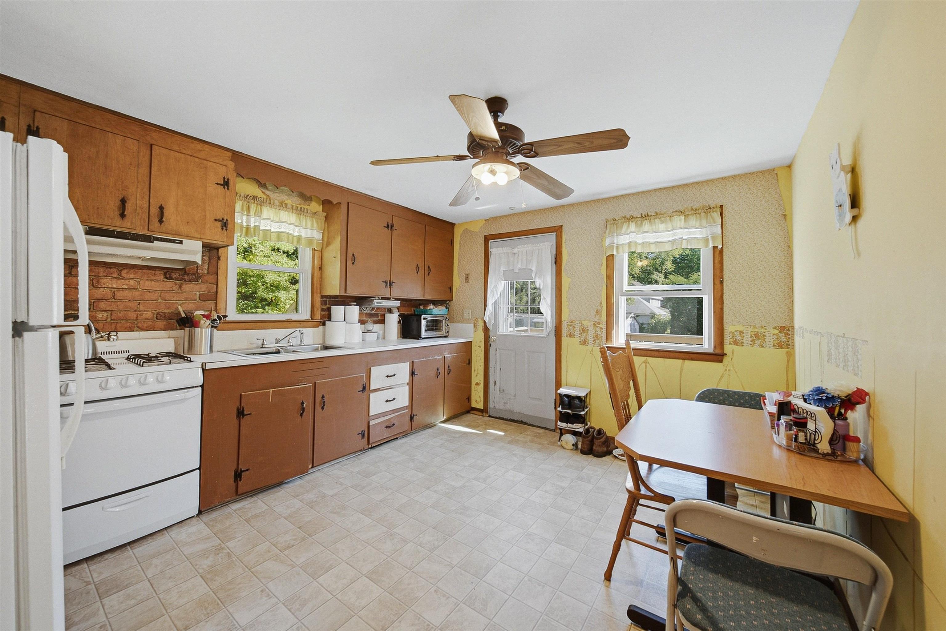 5 Clark Street Property Photo 9
