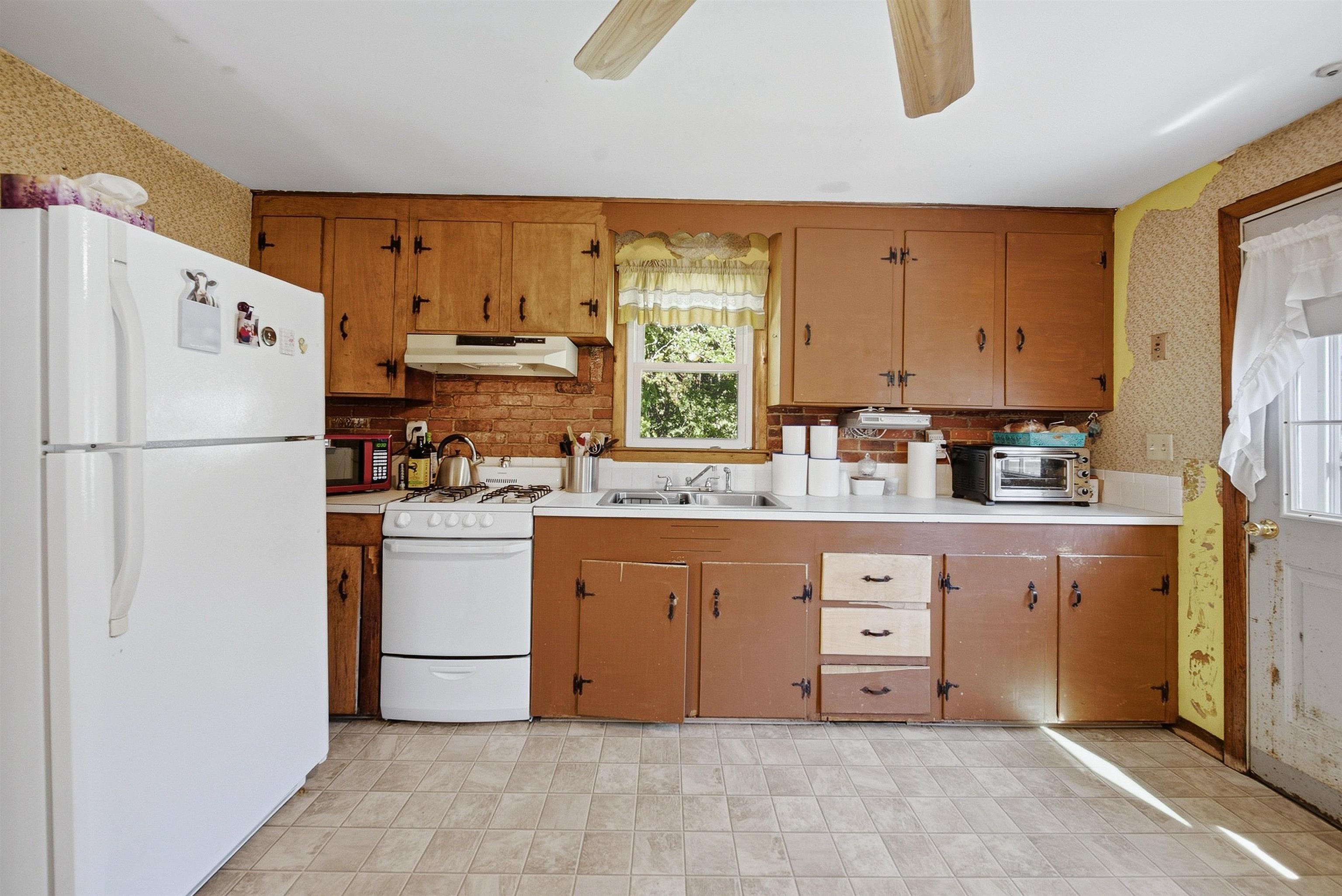 5 Clark Street Property Photo 10