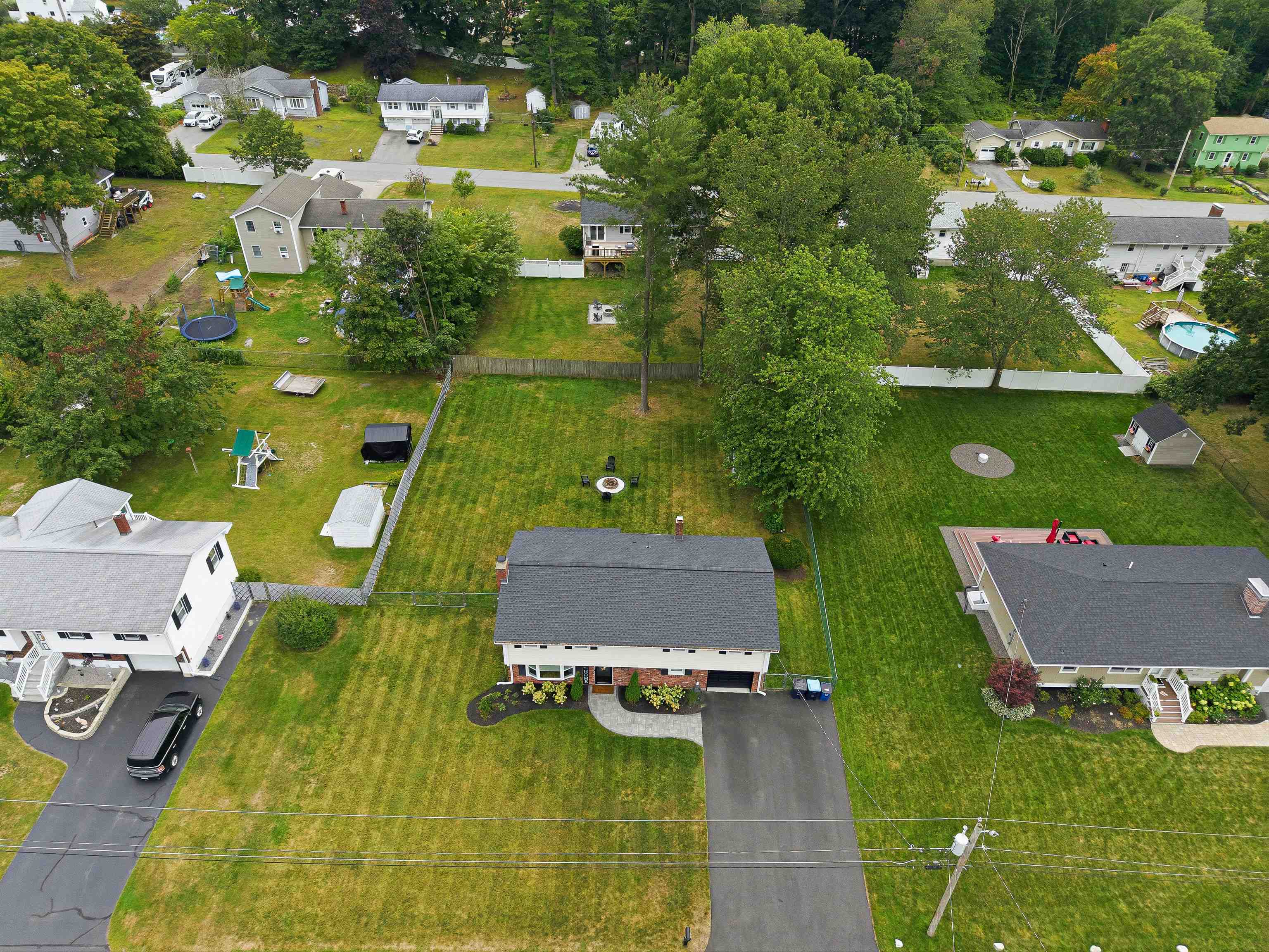 17 Juniper Road Property Photo 47