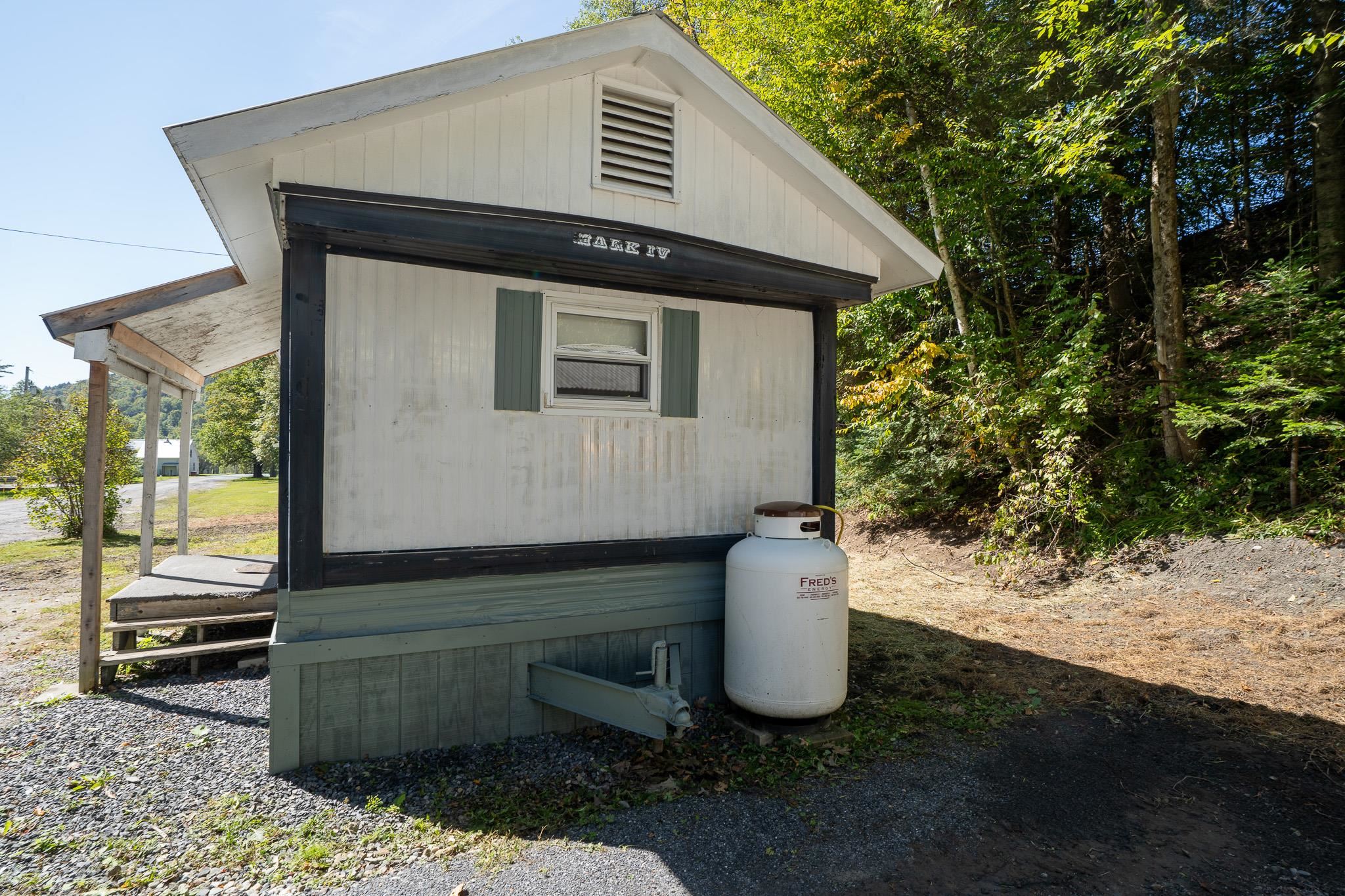 95 & 137 Mud Hollow Road Property Photo 40