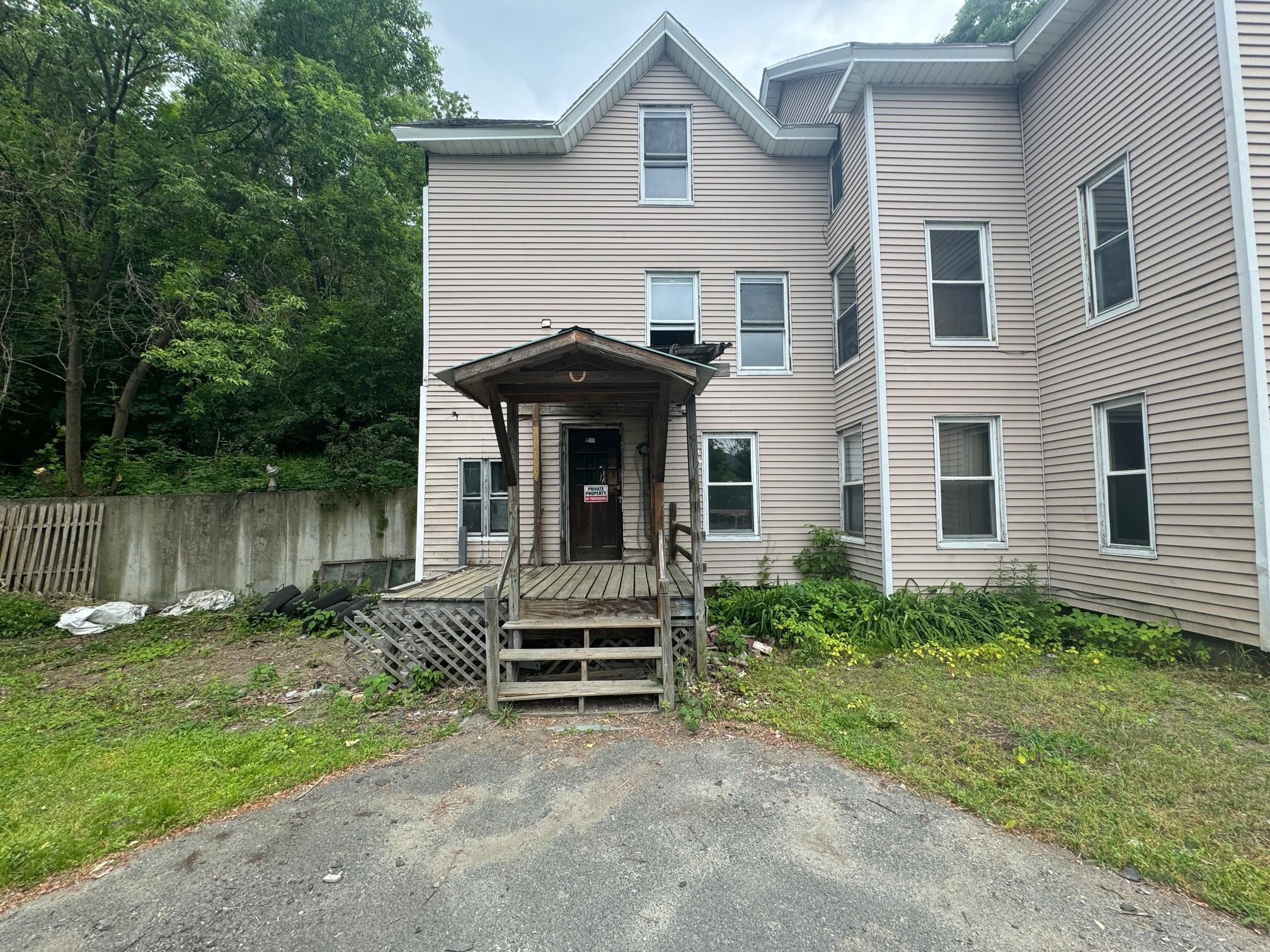 131 Depot Street Property Photo 4