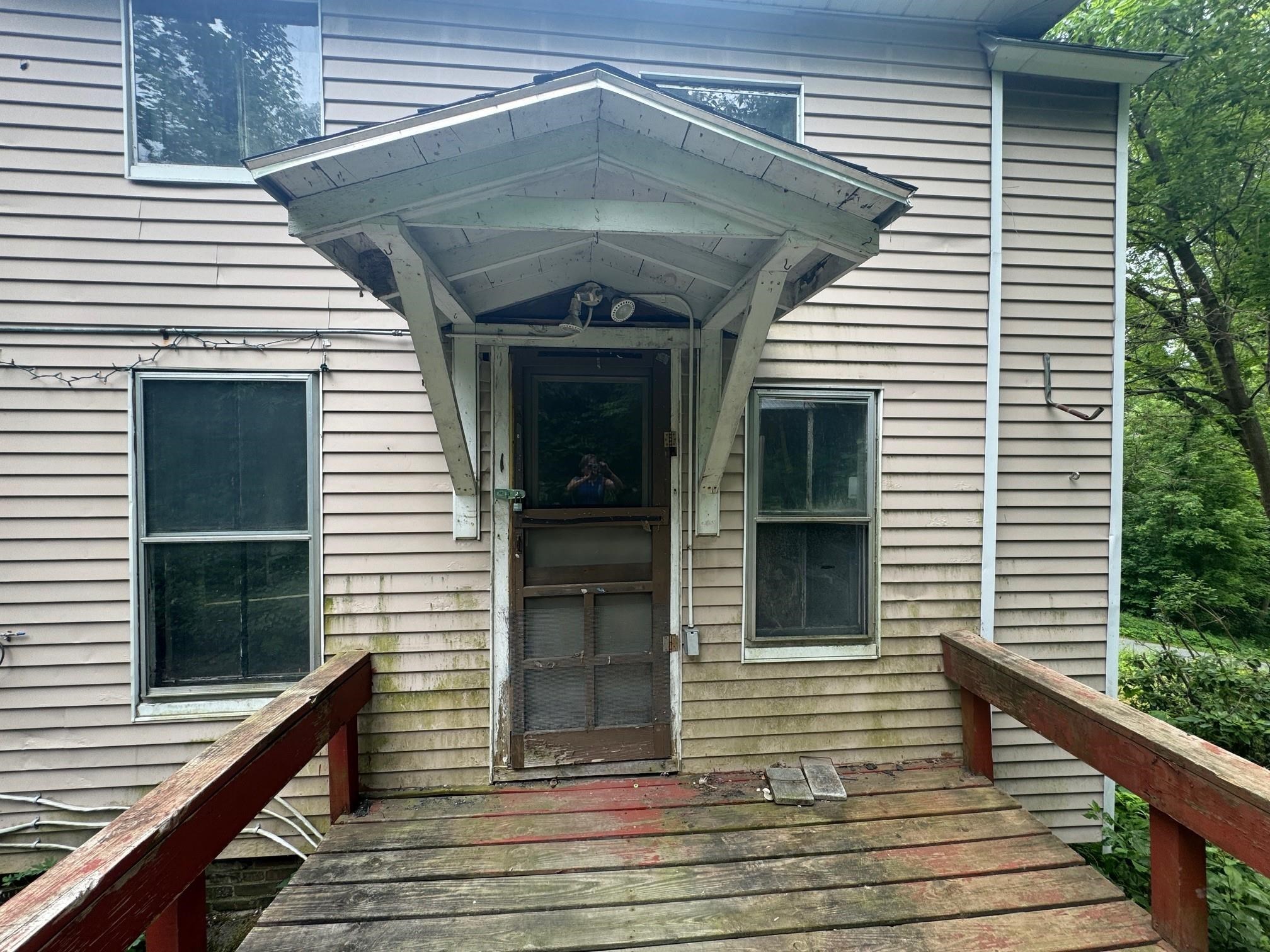 131 Depot Street Property Photo 6