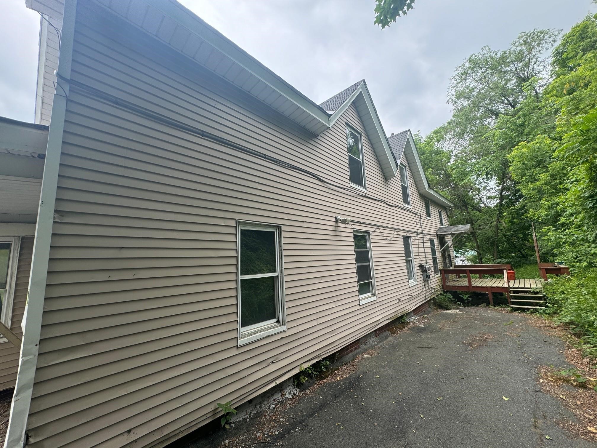 131 Depot Street Property Photo 10