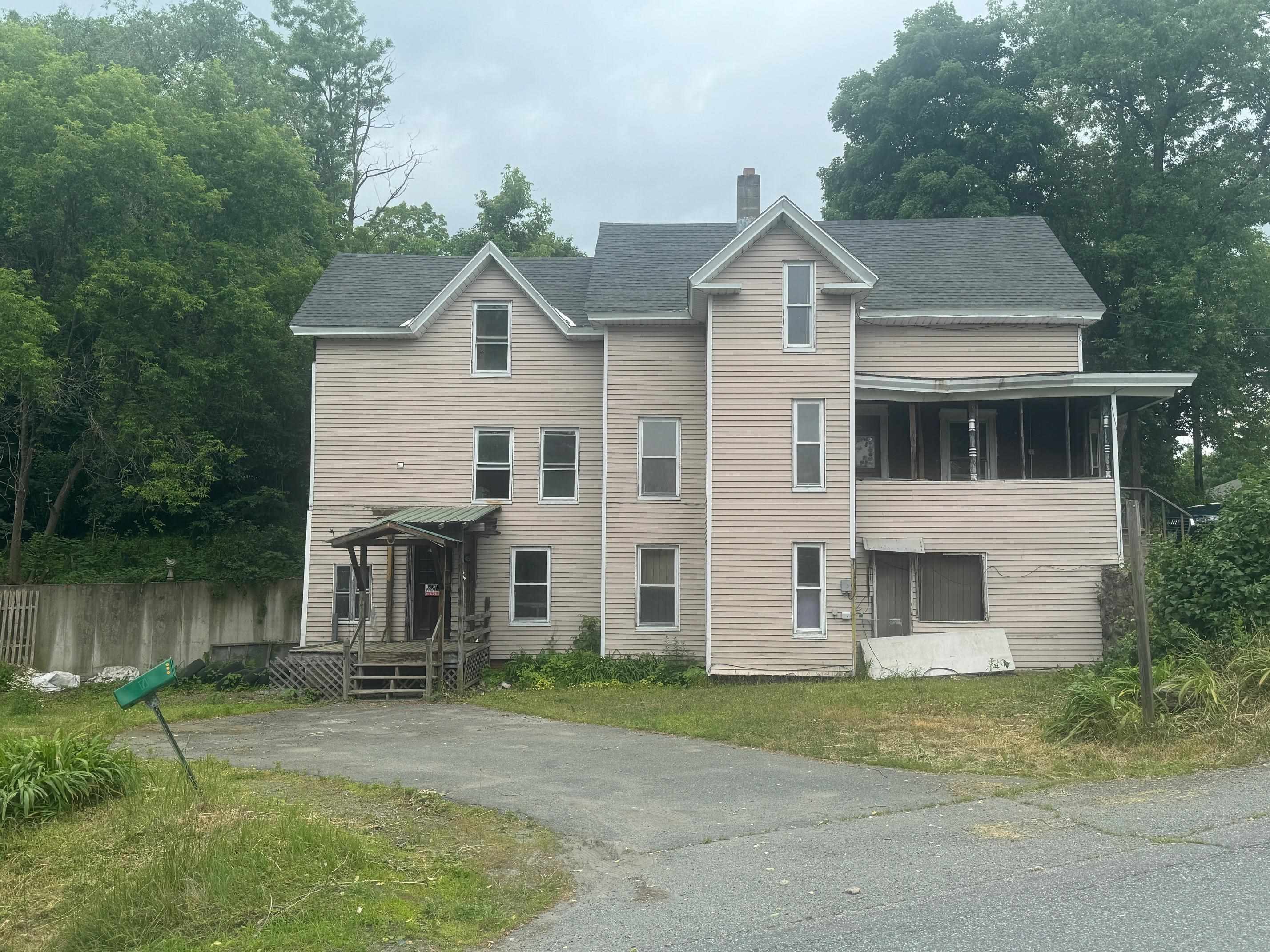 131 Depot Street Property Photo 14