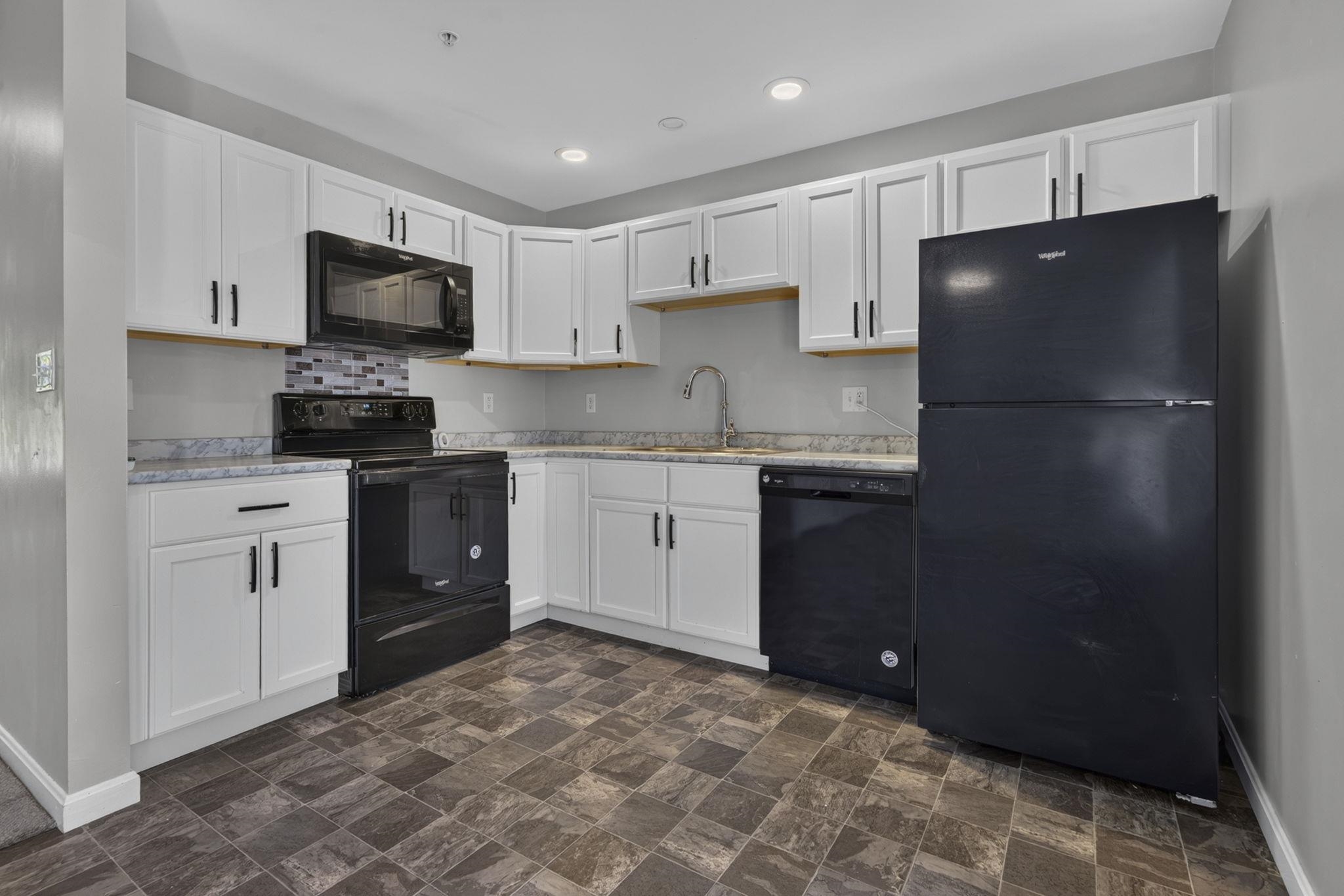 202 Karatzas Avenue Property Photo 14