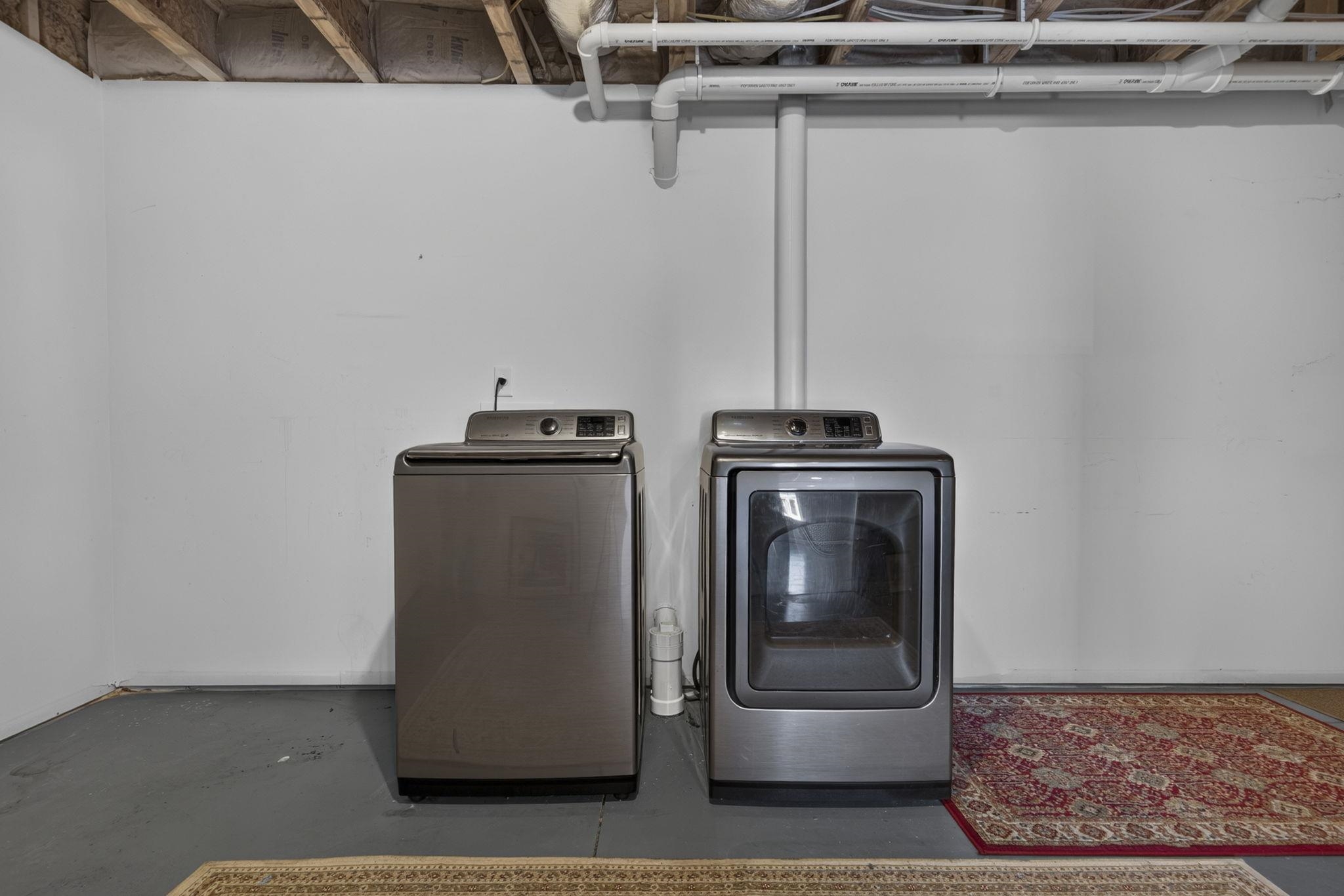 202 Karatzas Avenue Property Photo 33