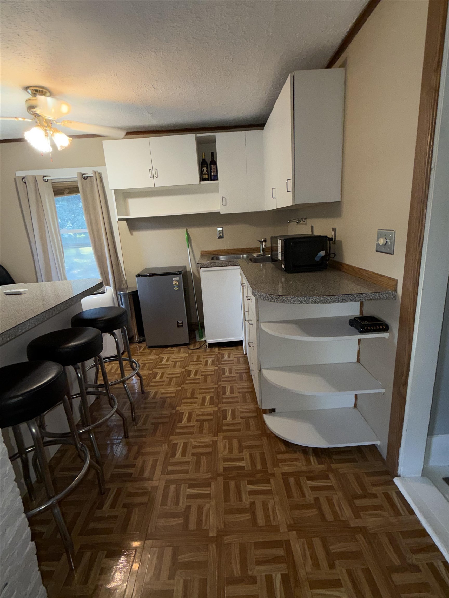 10 Sullivan Avenue Property Photo 16