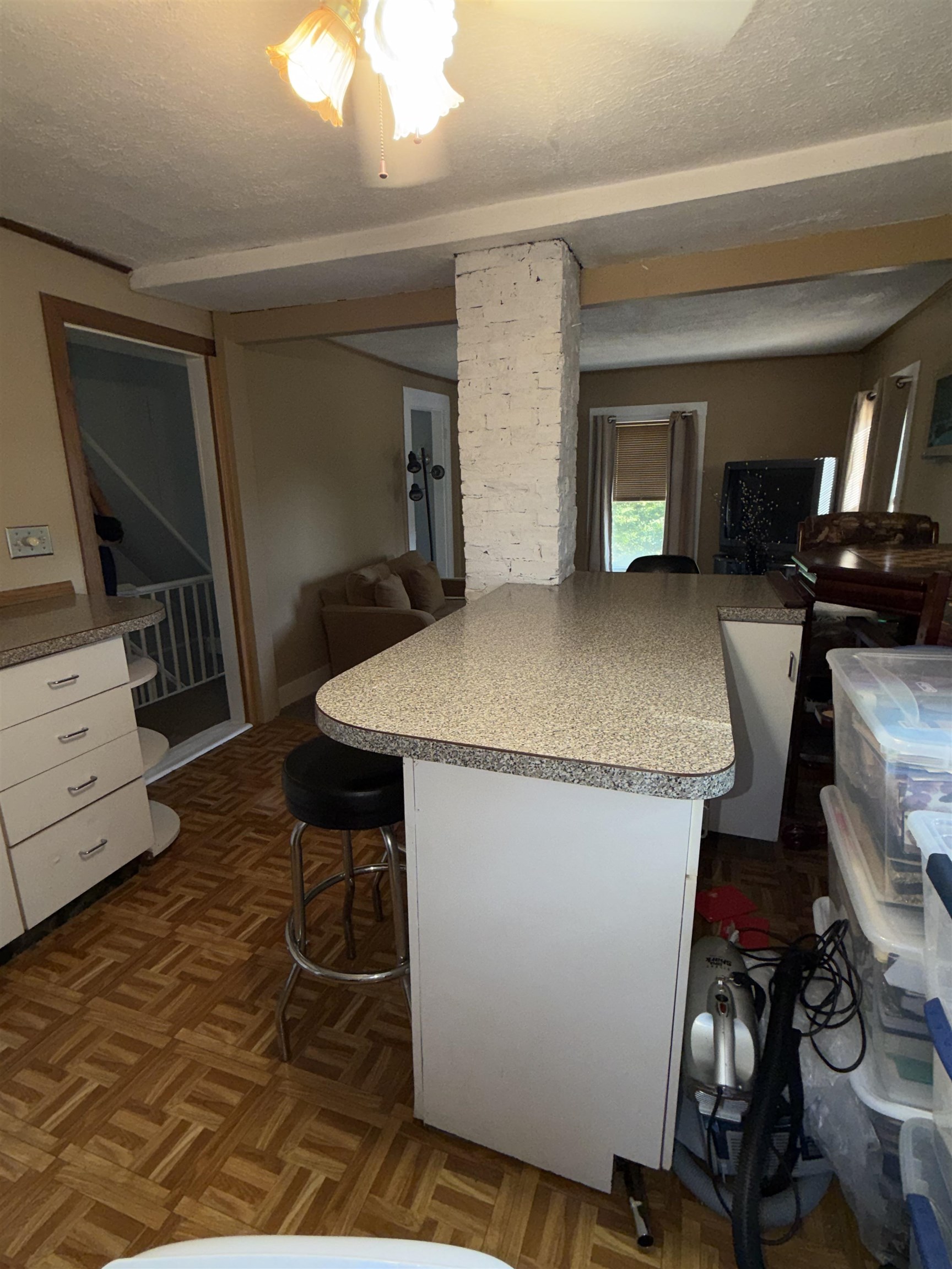10 Sullivan Avenue Property Photo 17