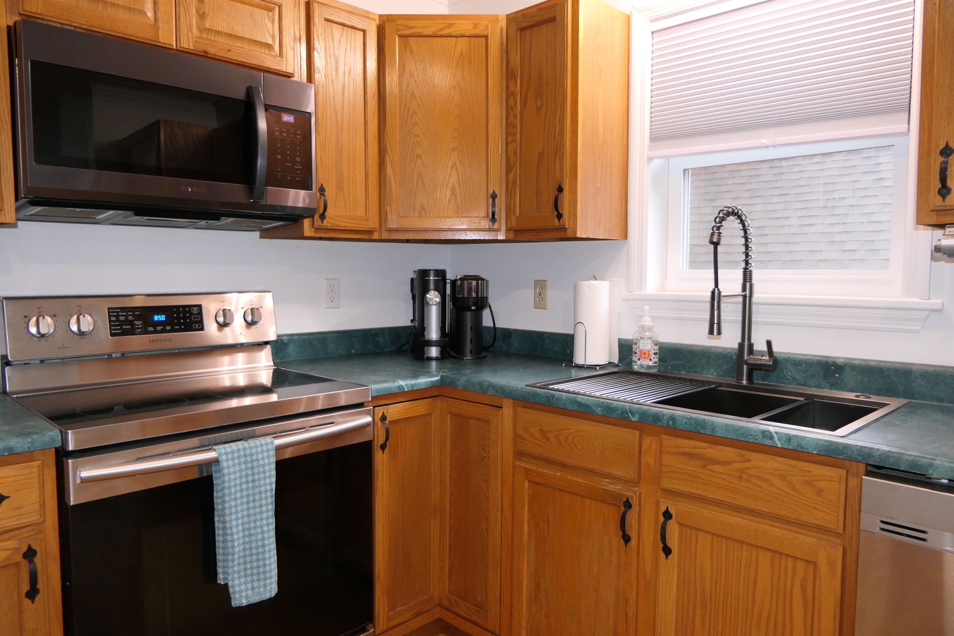 1527 Vt Rte 105 Property Photo 10