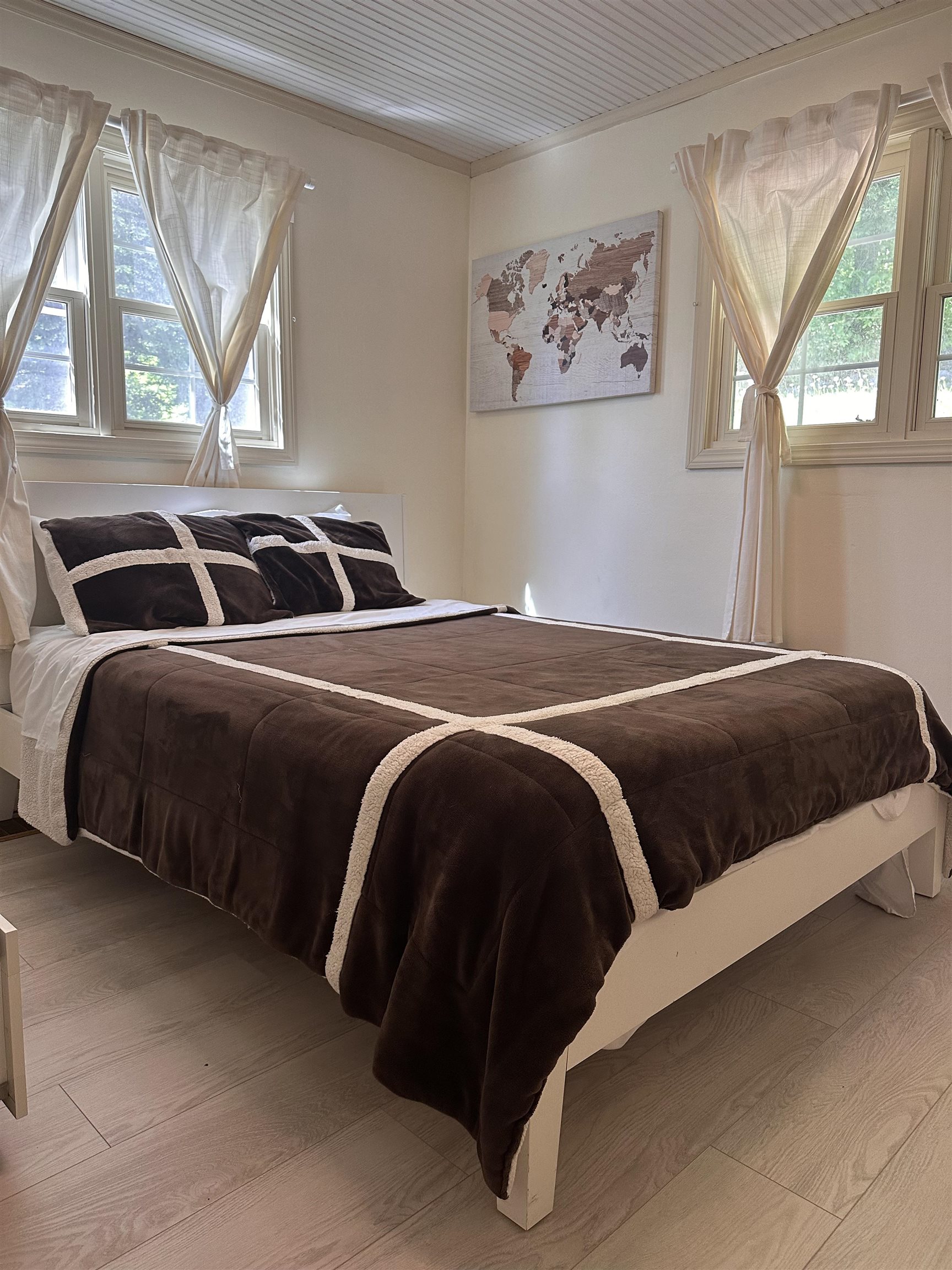 1080 Goose Pond Road Property Photo 33