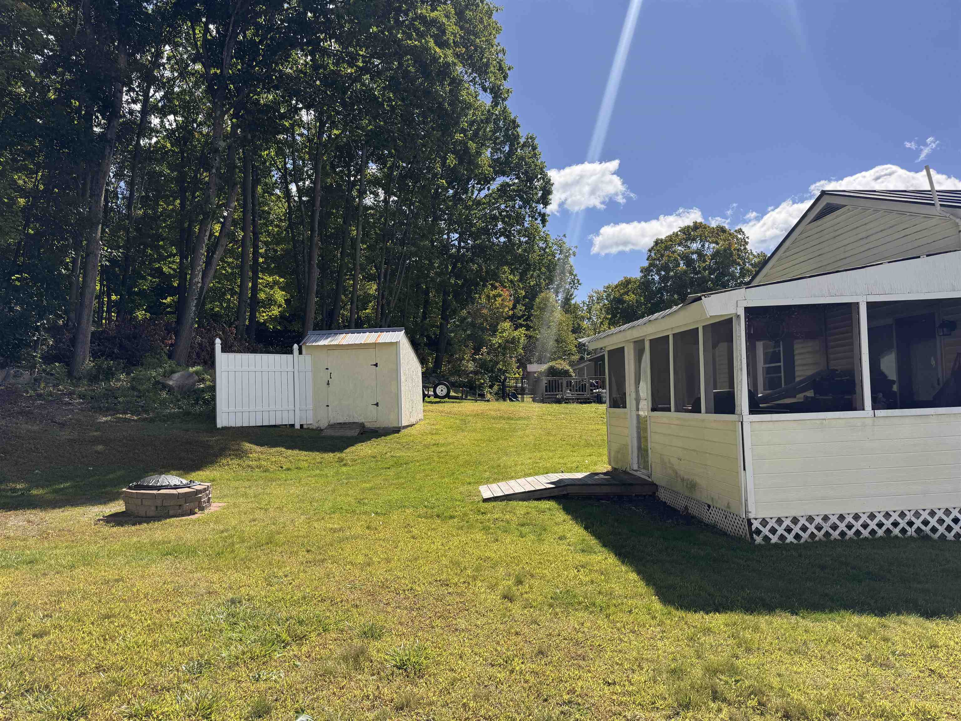 223 Bank Street Extension Property Photo 4