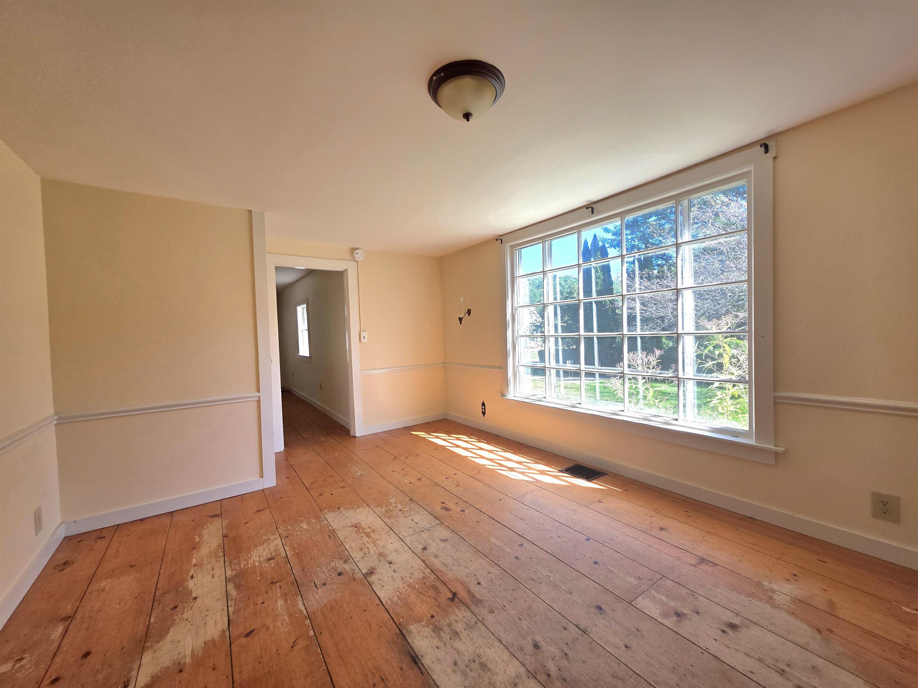 30 Pleasant Street Property Photo 15