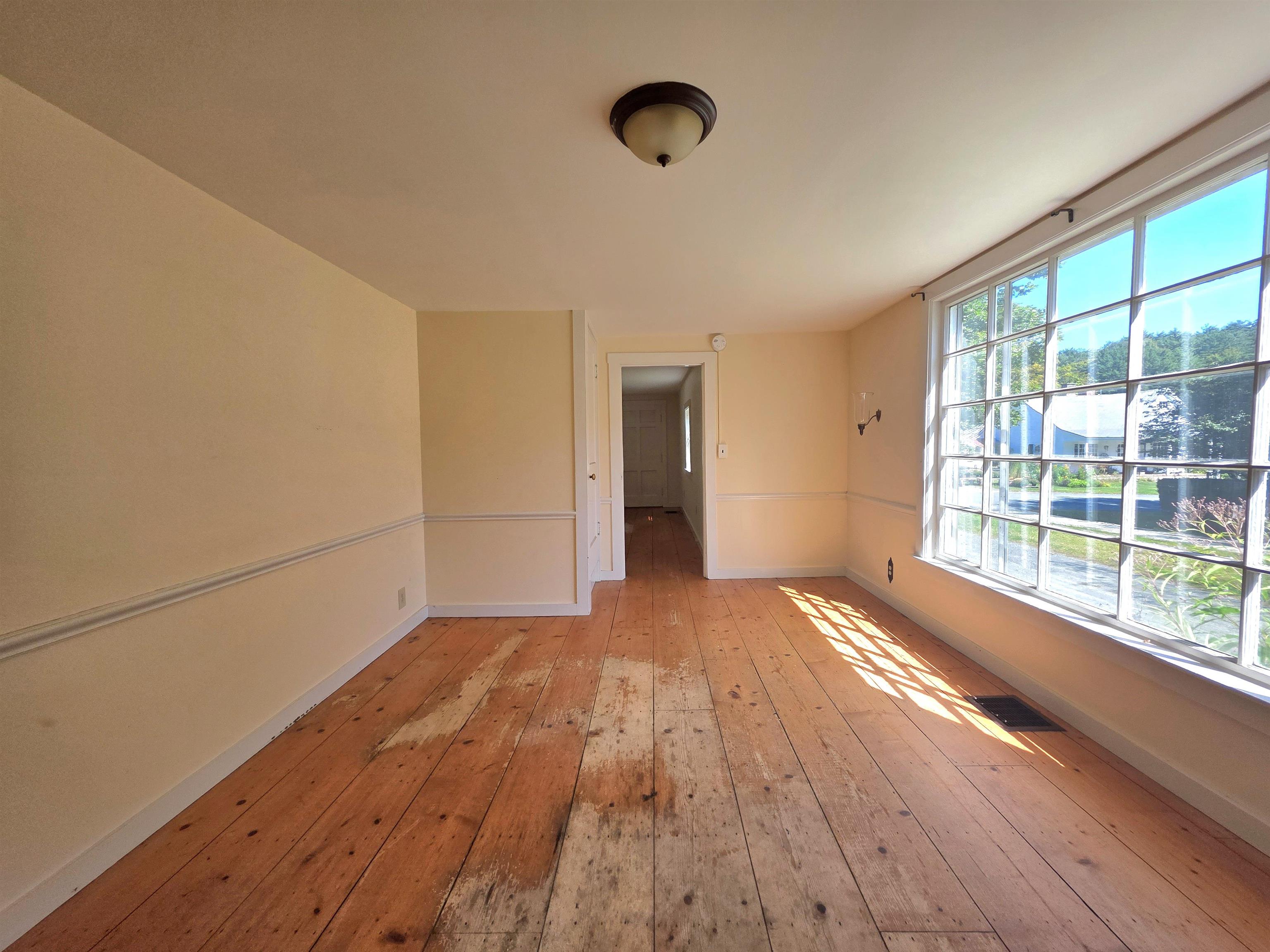 30 Pleasant Street Property Photo 16