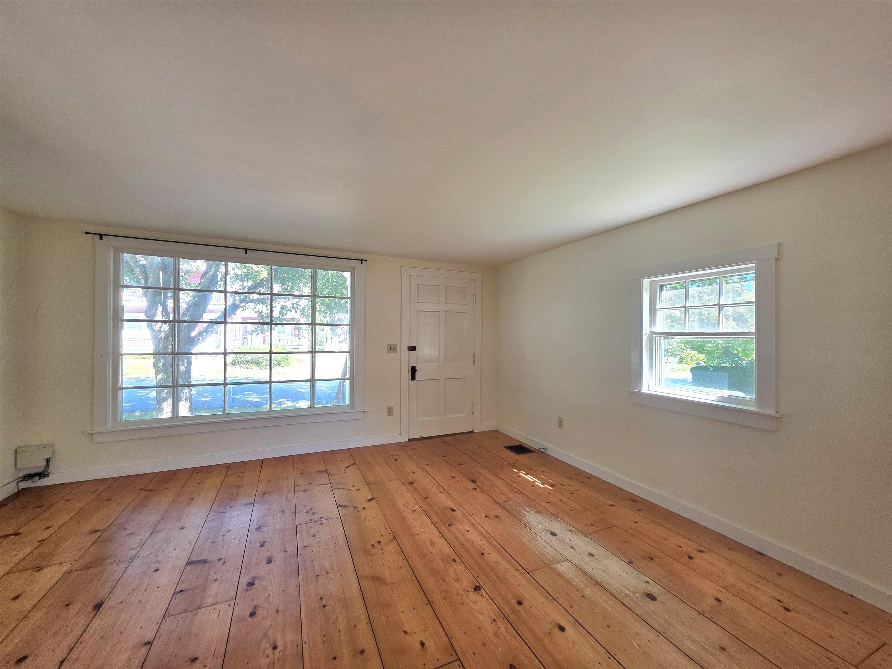 30 Pleasant Street Property Photo 20