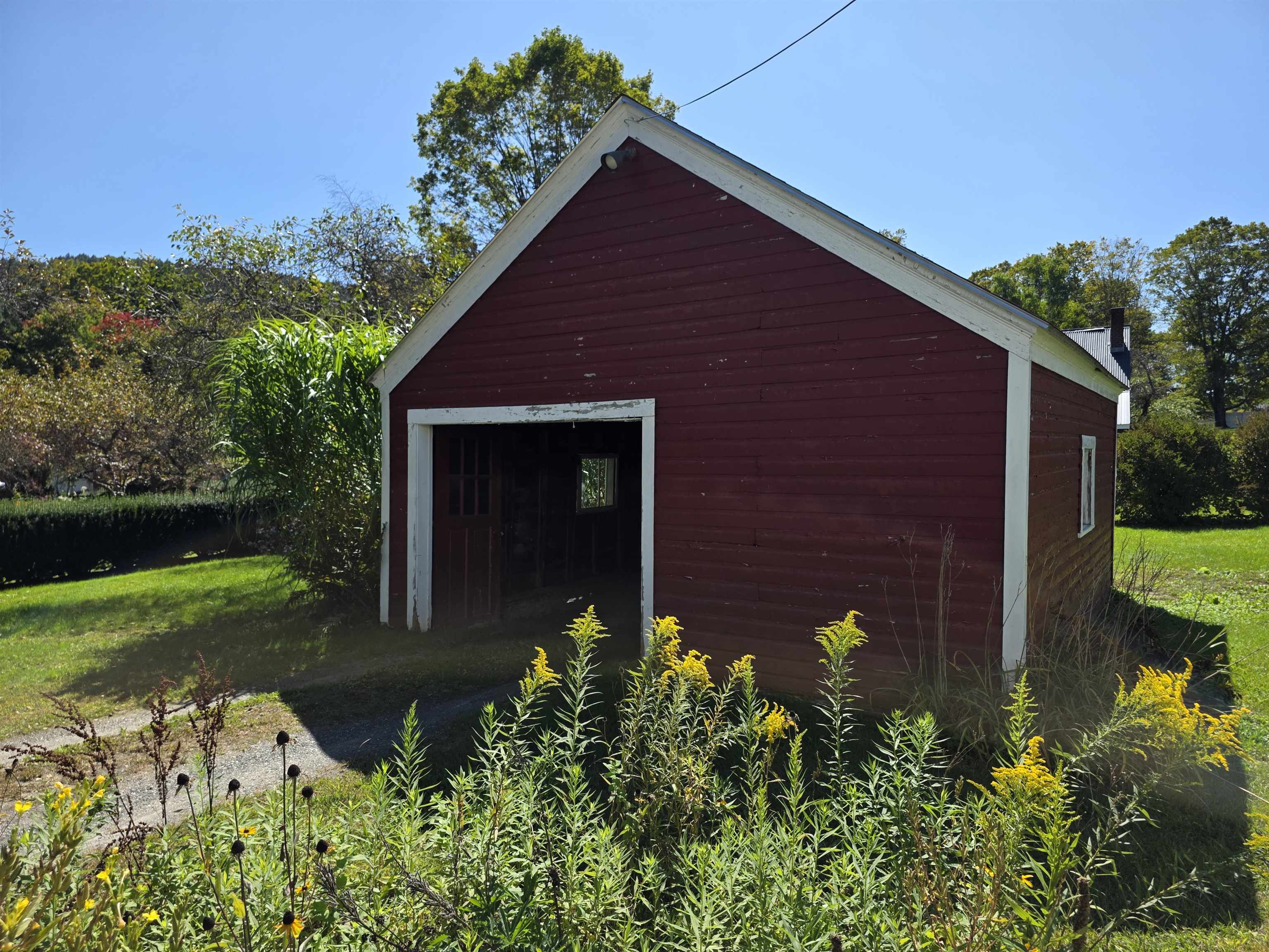 30 Pleasant Street Property Photo 28
