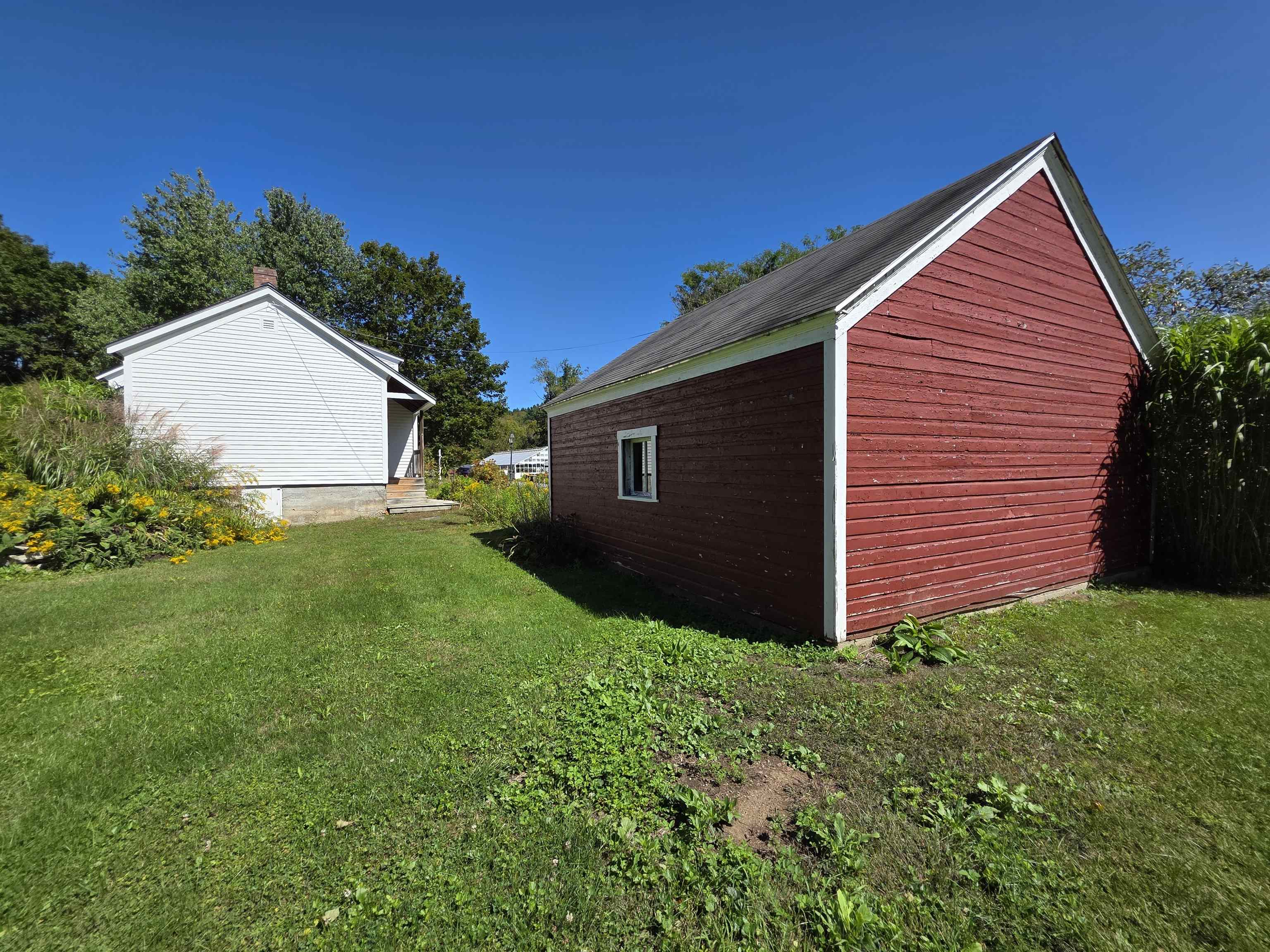 30 Pleasant Street Property Photo 29
