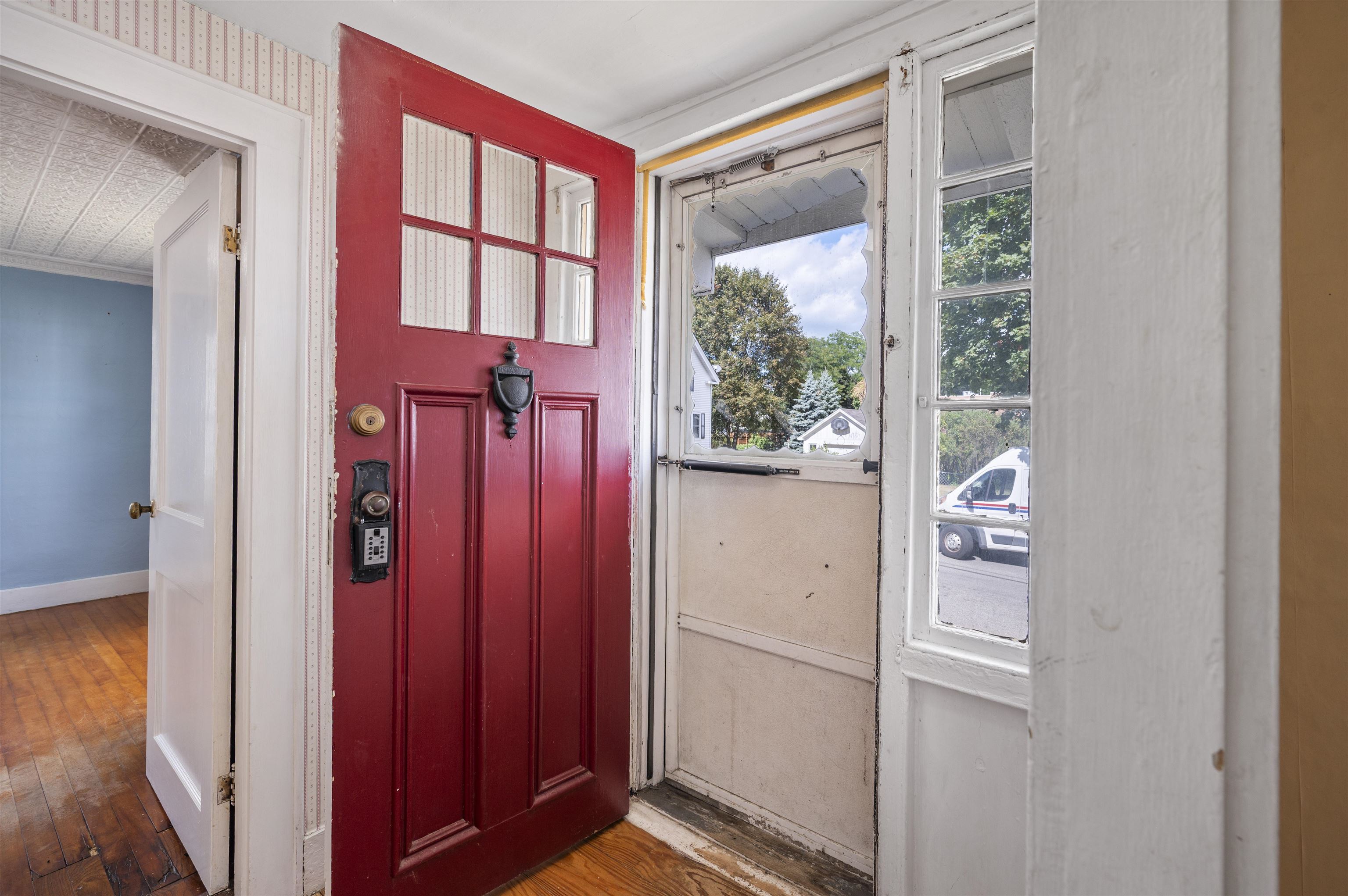 10 Sylvain Street Property Photo 7