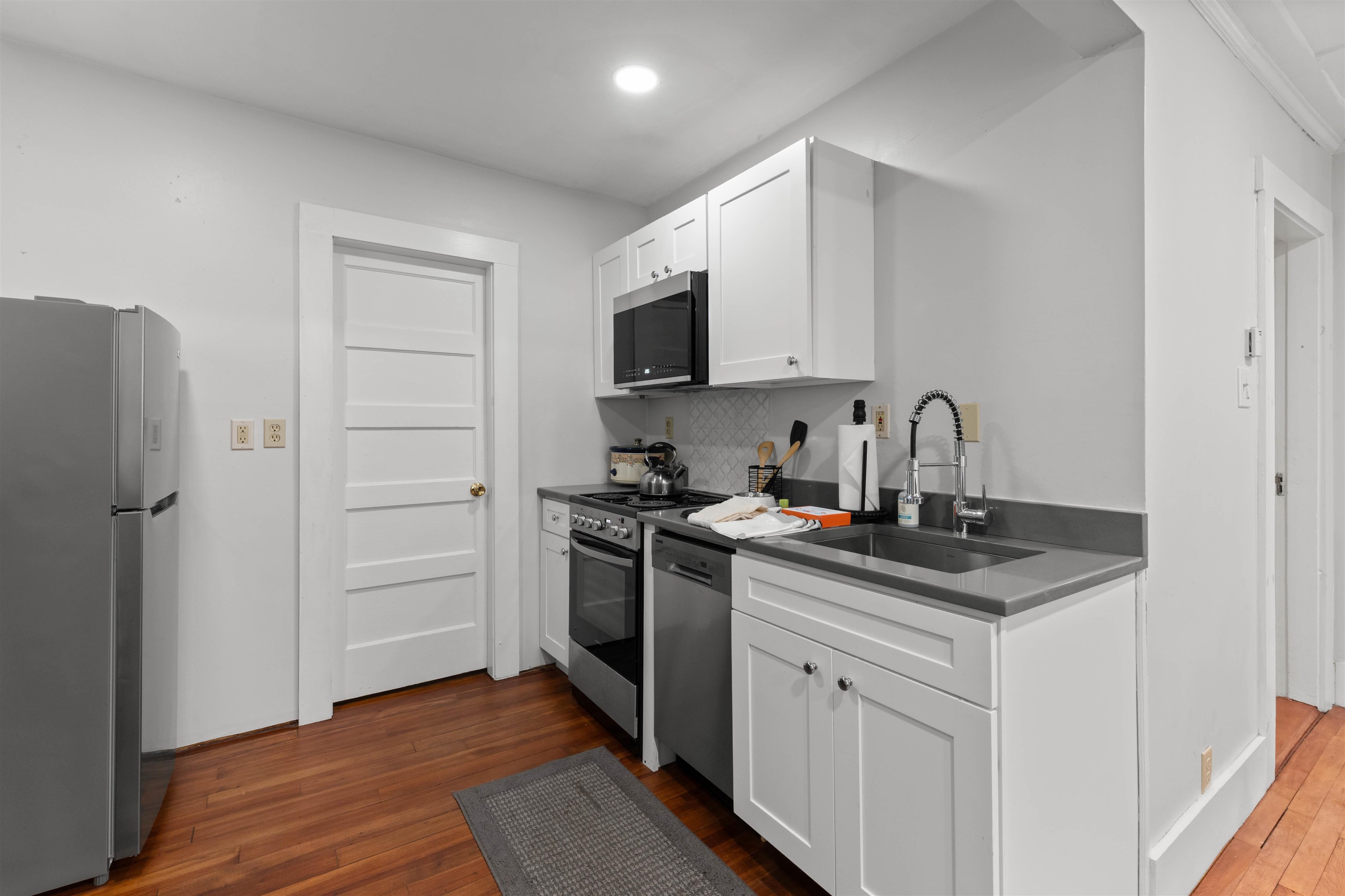 591 White Mountain Highway Property Photo 13