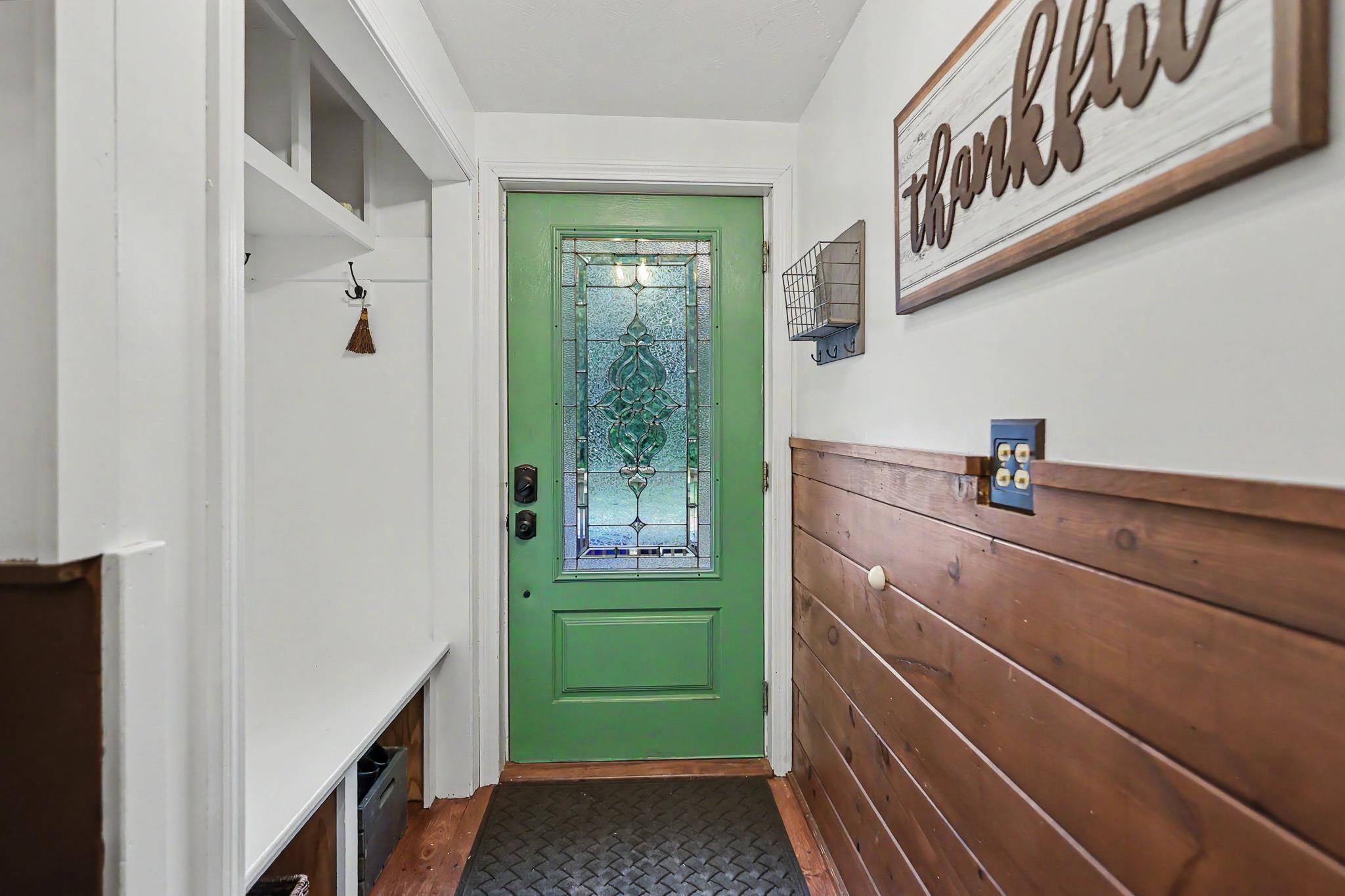 36 Saint Laurent Drive Property Photo 4
