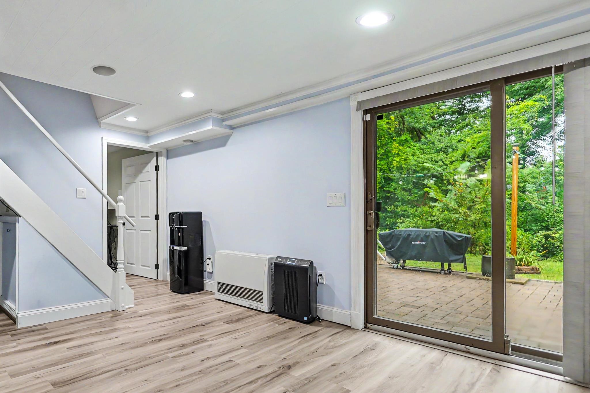 36 Saint Laurent Drive Property Photo 21