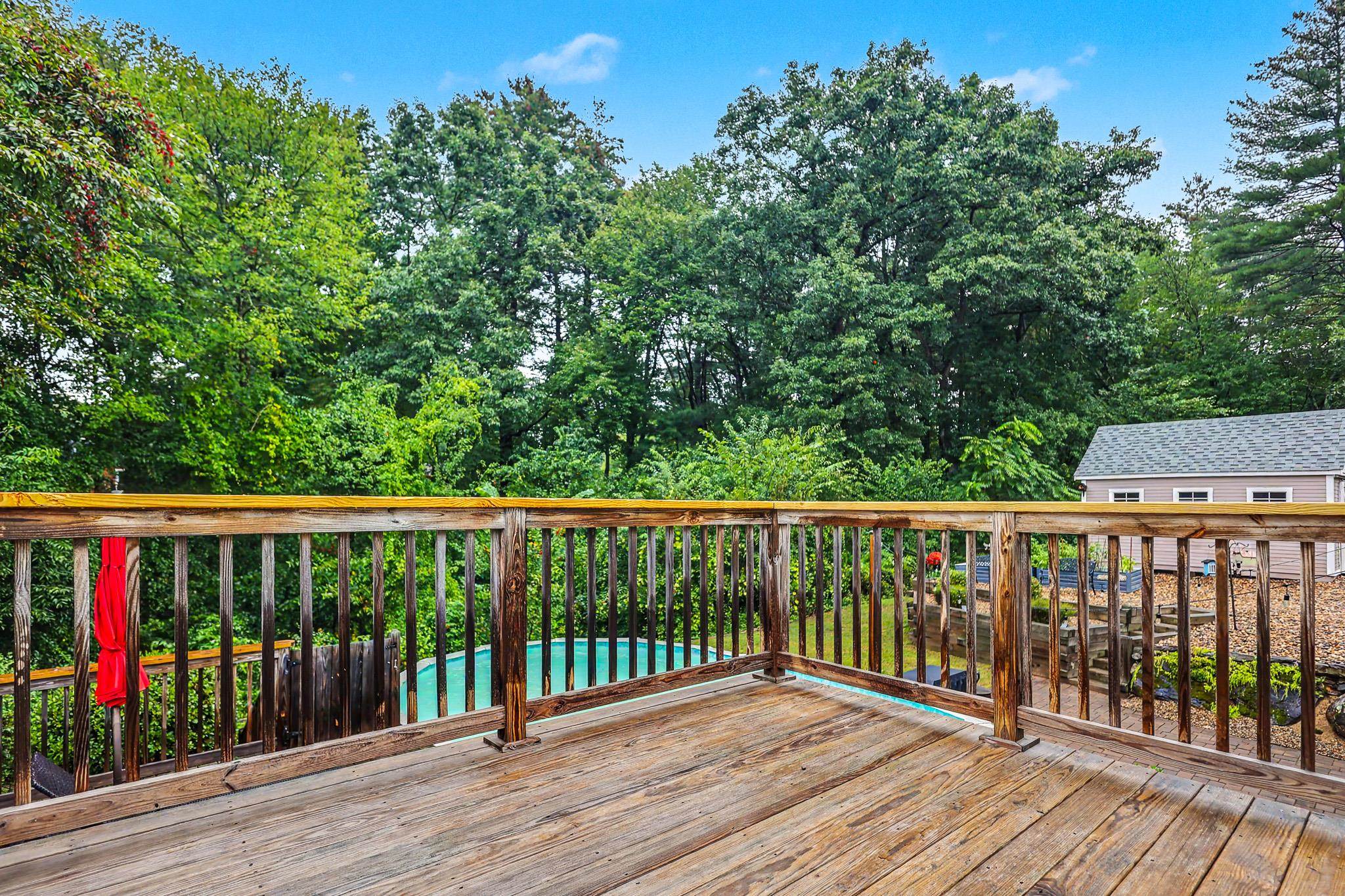 36 Saint Laurent Drive Property Photo 28