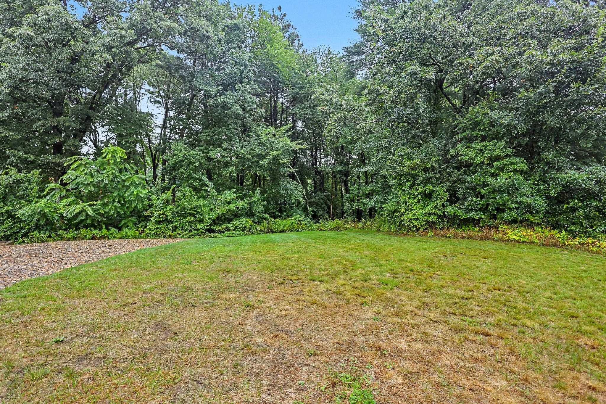 36 Saint Laurent Drive Property Photo 33