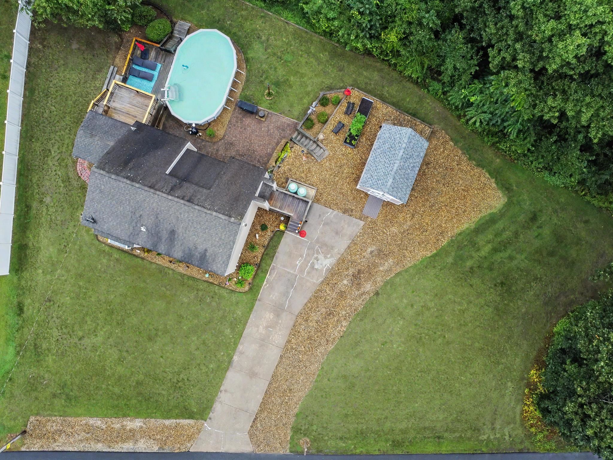 36 Saint Laurent Drive Property Photo 36