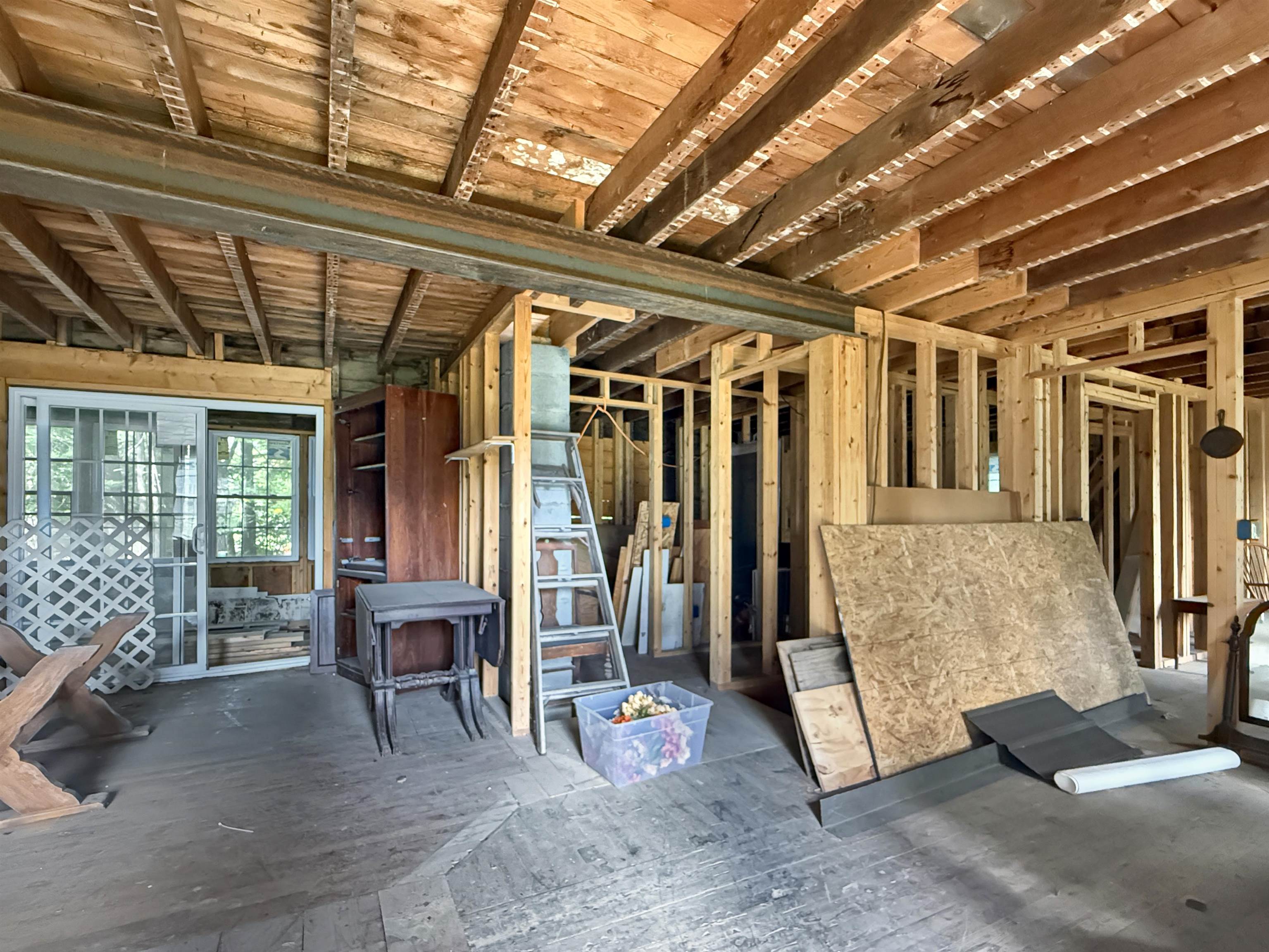 456 River Road Property Photo 6