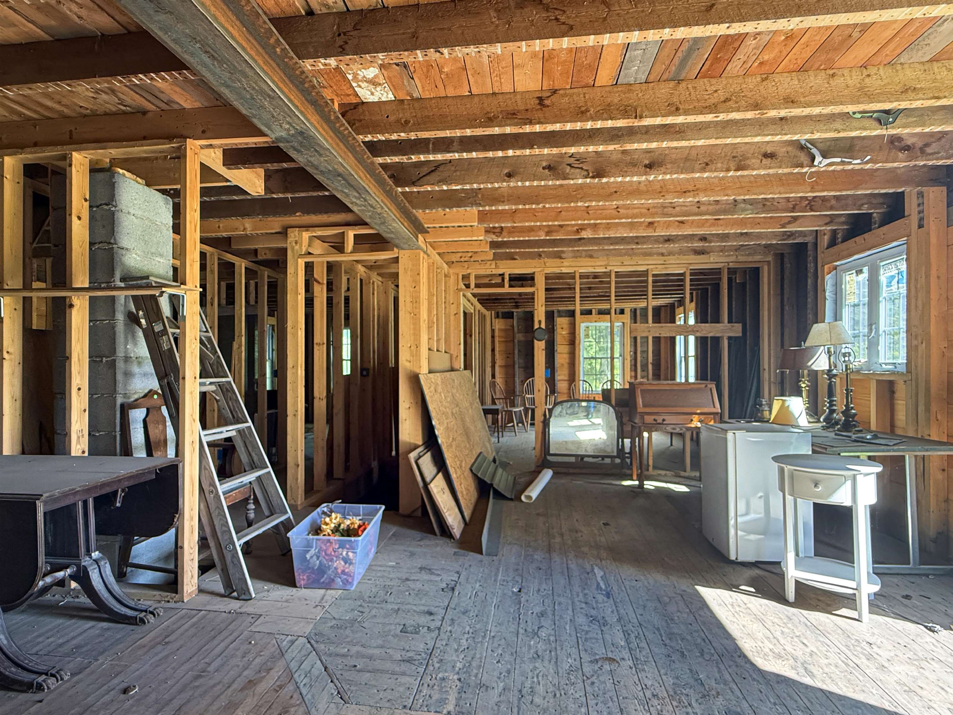 456 River Road Property Photo 7