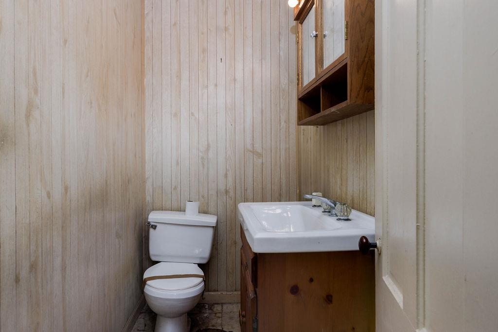 61 Slayton Hill Road Property Photo 28