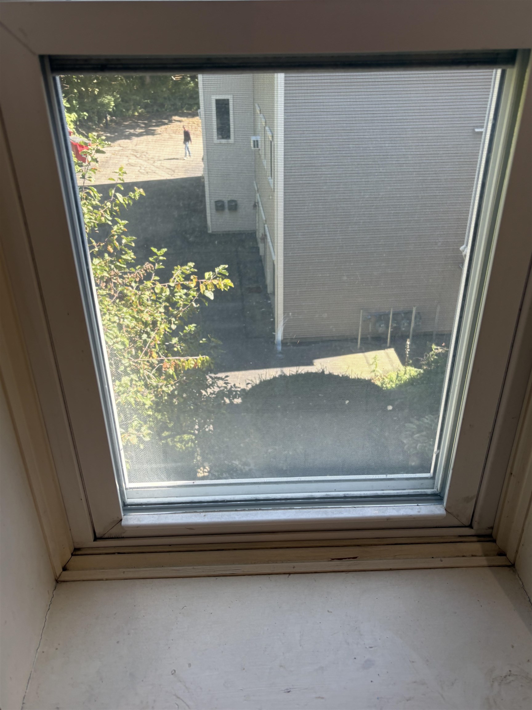 711 Central Avenue Property Photo 27
