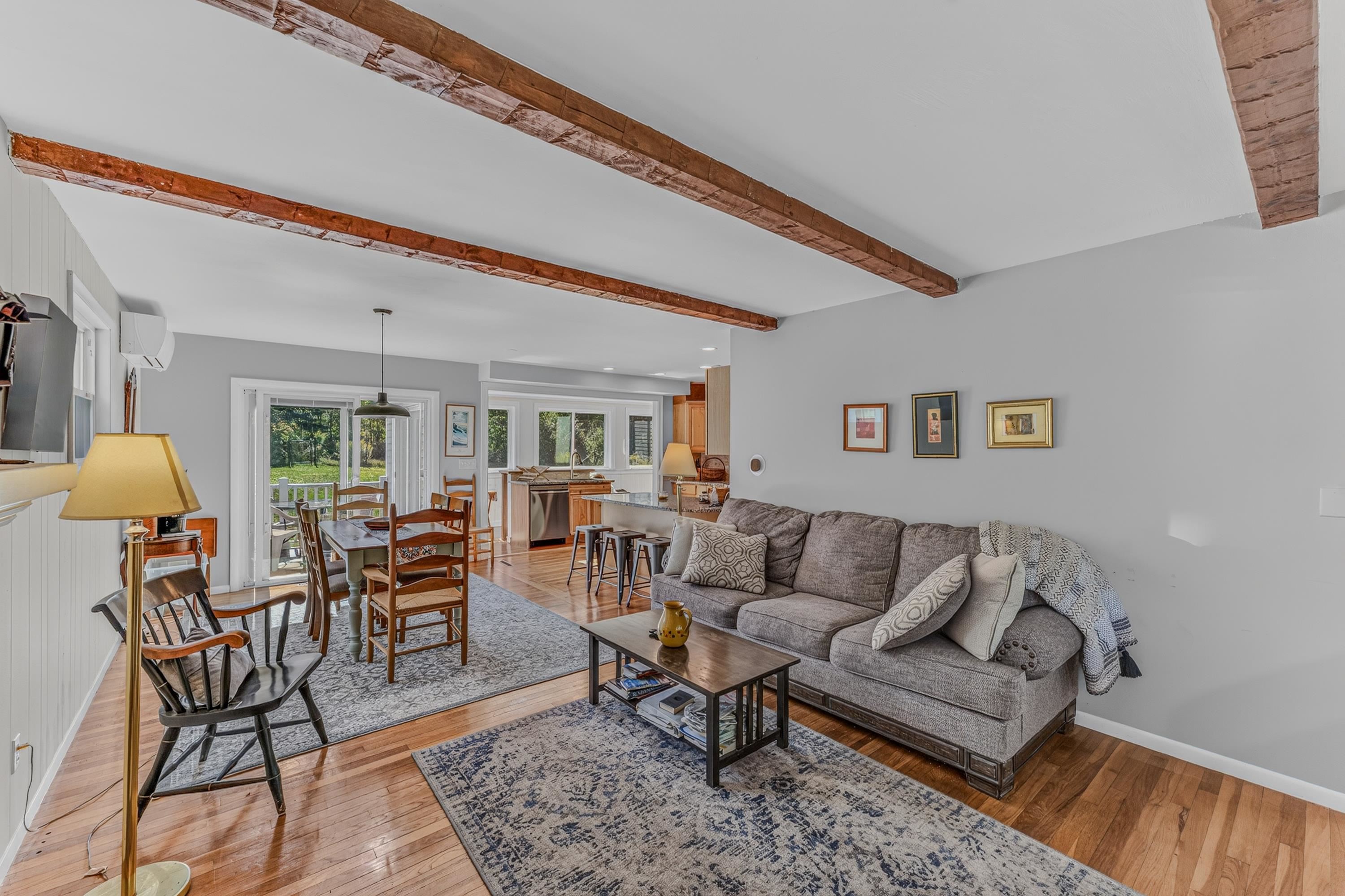 72 Harvard Street Property Photo 8