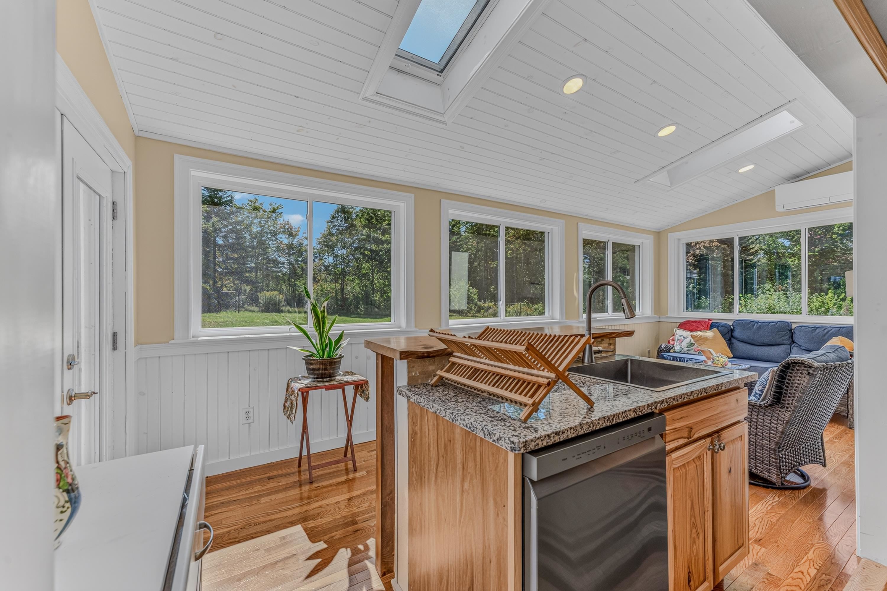 72 Harvard Street Property Photo 14